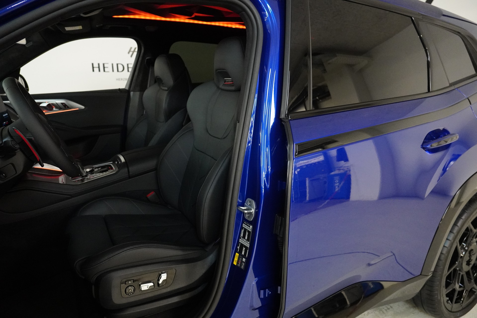 BMW XM xDrive PHEV Steptronic Label-image-11
