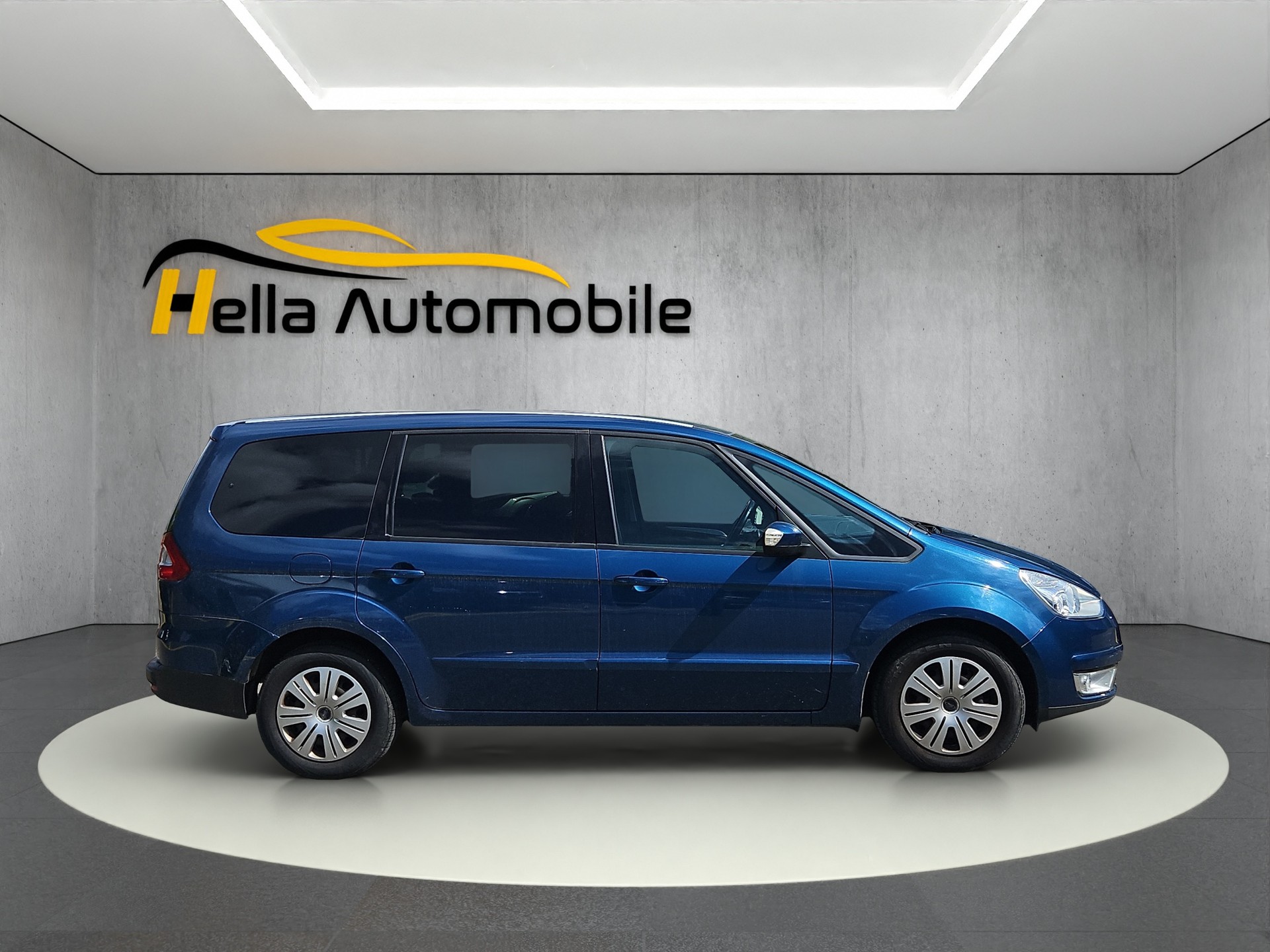 FORD Galaxy 2.0i Titanium-image-1