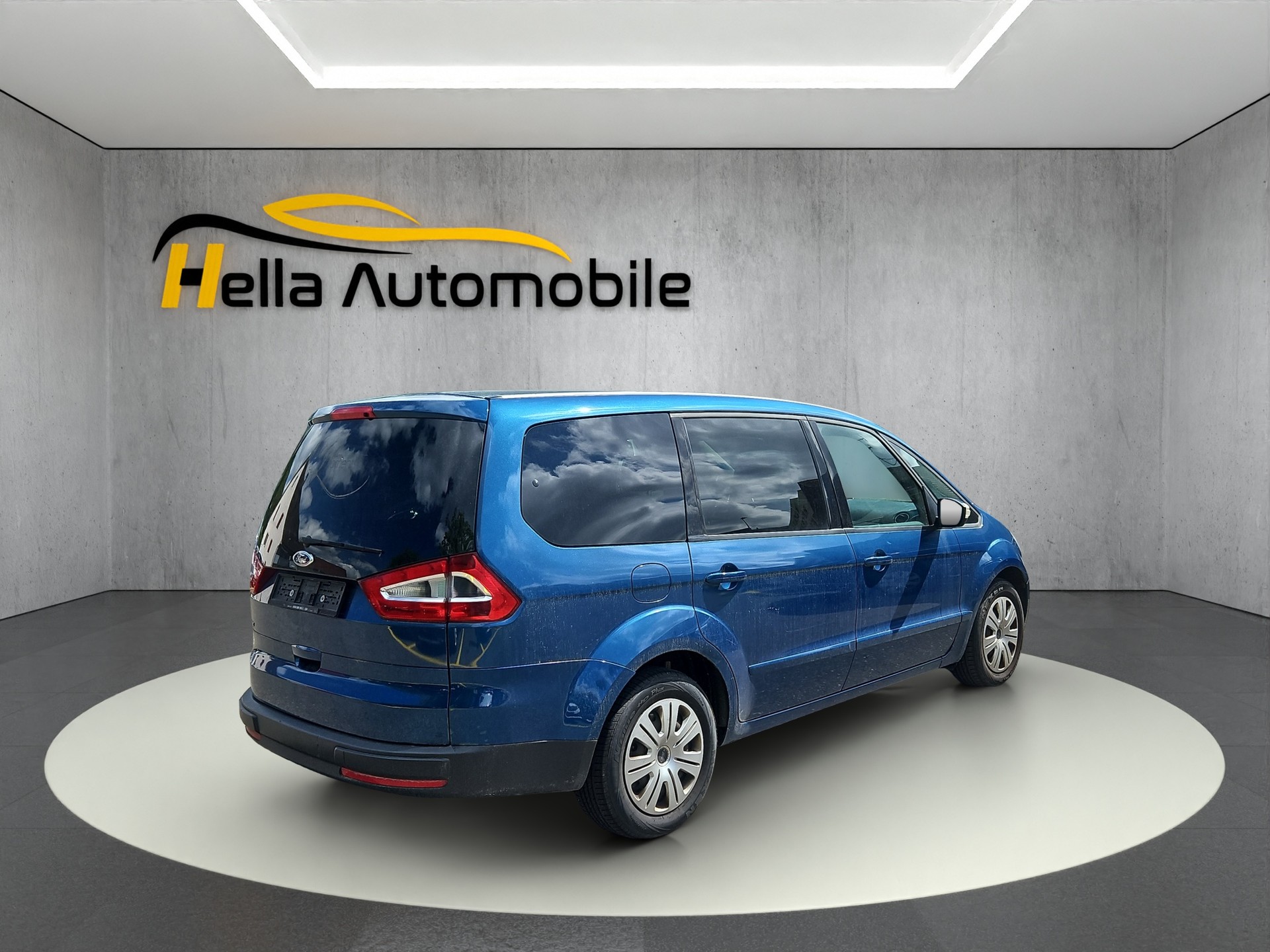 FORD Galaxy 2.0i Titanium-image-2