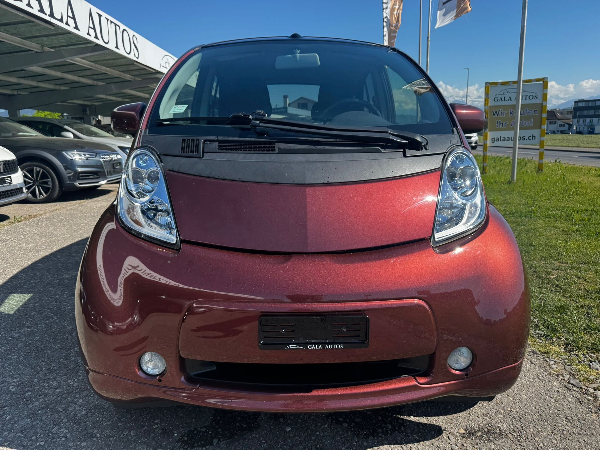 MITSUBISHI i MiEV-image-1