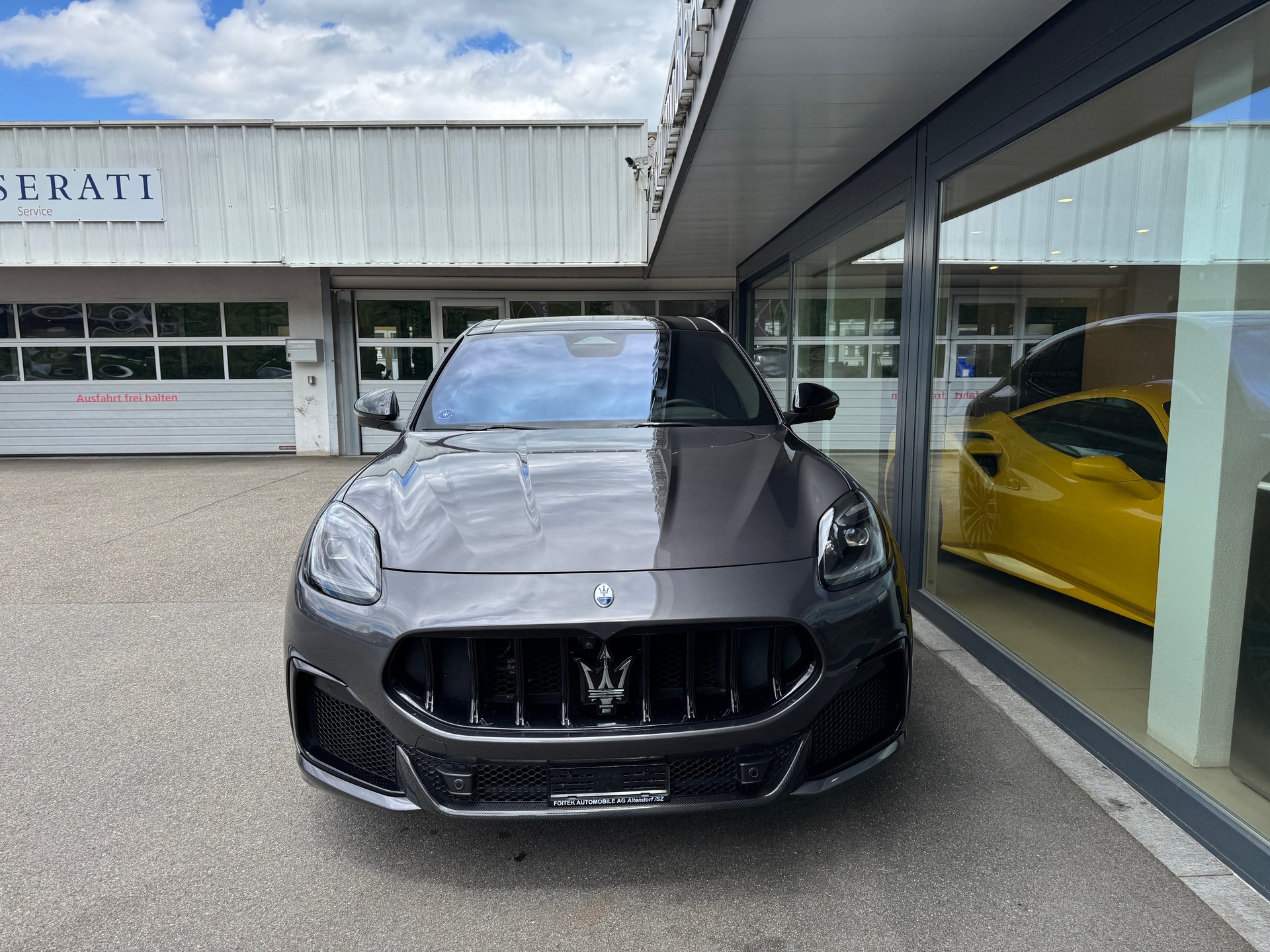 MASERATI Grecale 3.0 Trofeo-image-12