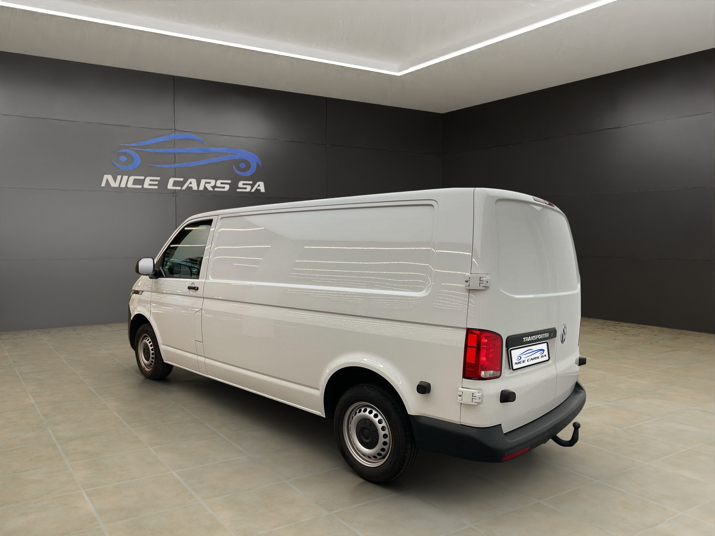 VW T6.1 2.0 TDI Entry-showroom-element-3