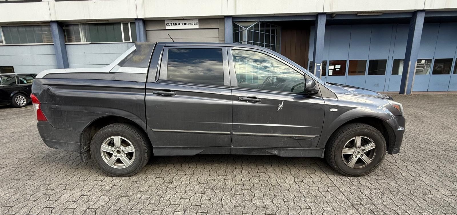 KGM-SsangYong Actyon Sports FR 2.0 Sapphire 4WD-image-6