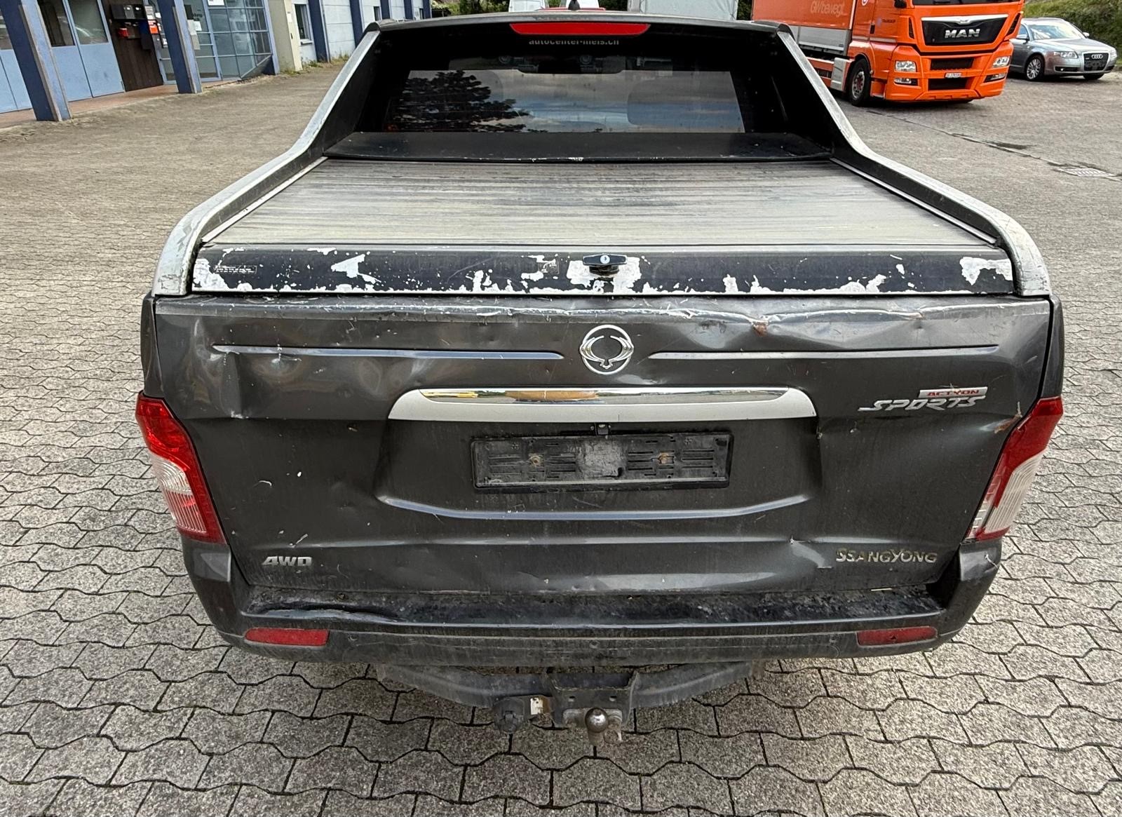 KGM-SsangYong Actyon Sports FR 2.0 Sapphire 4WD-image-4