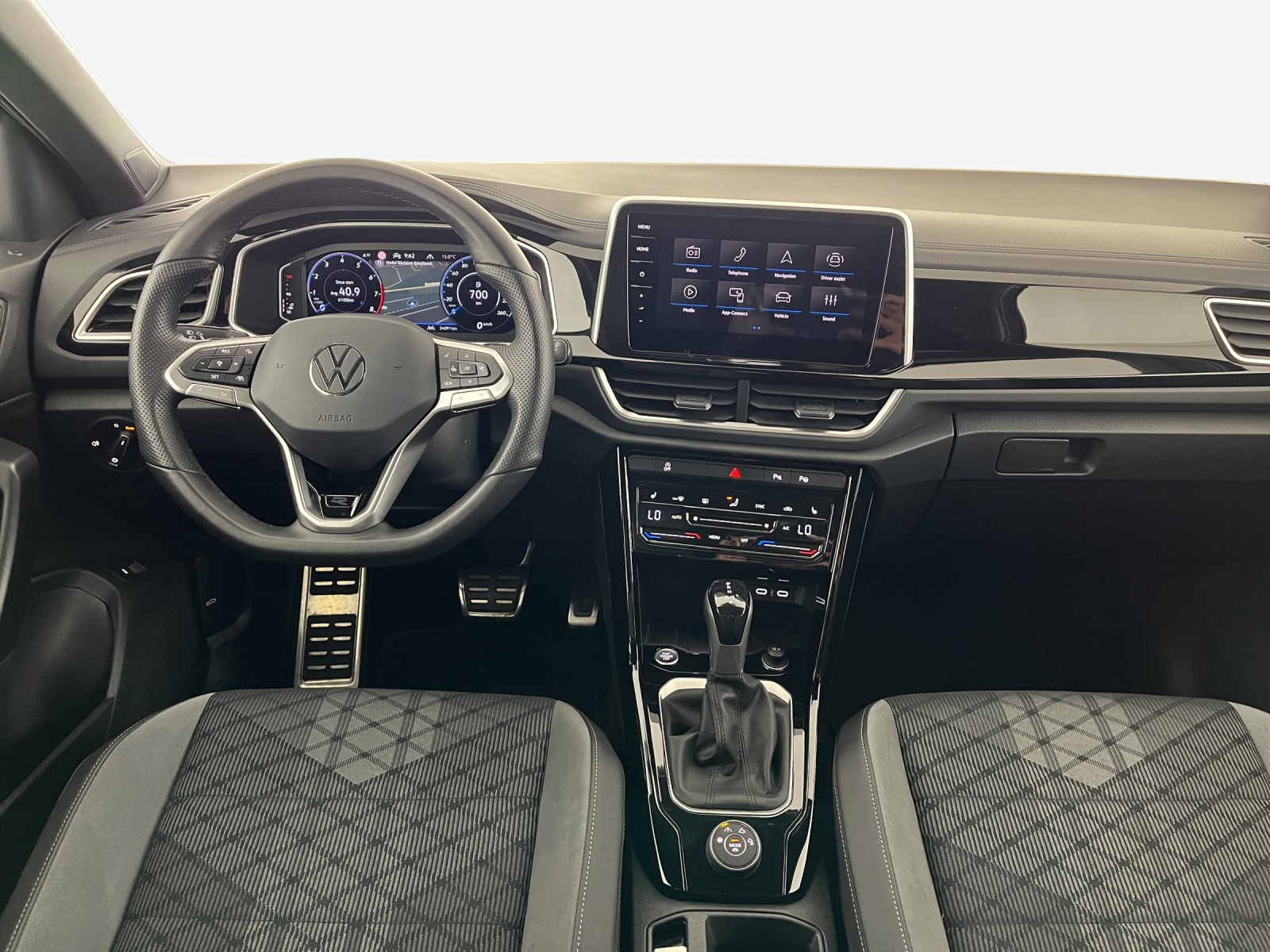 VW T-Roc 2.0 TSI R-Line DSG 4Motion-image-24