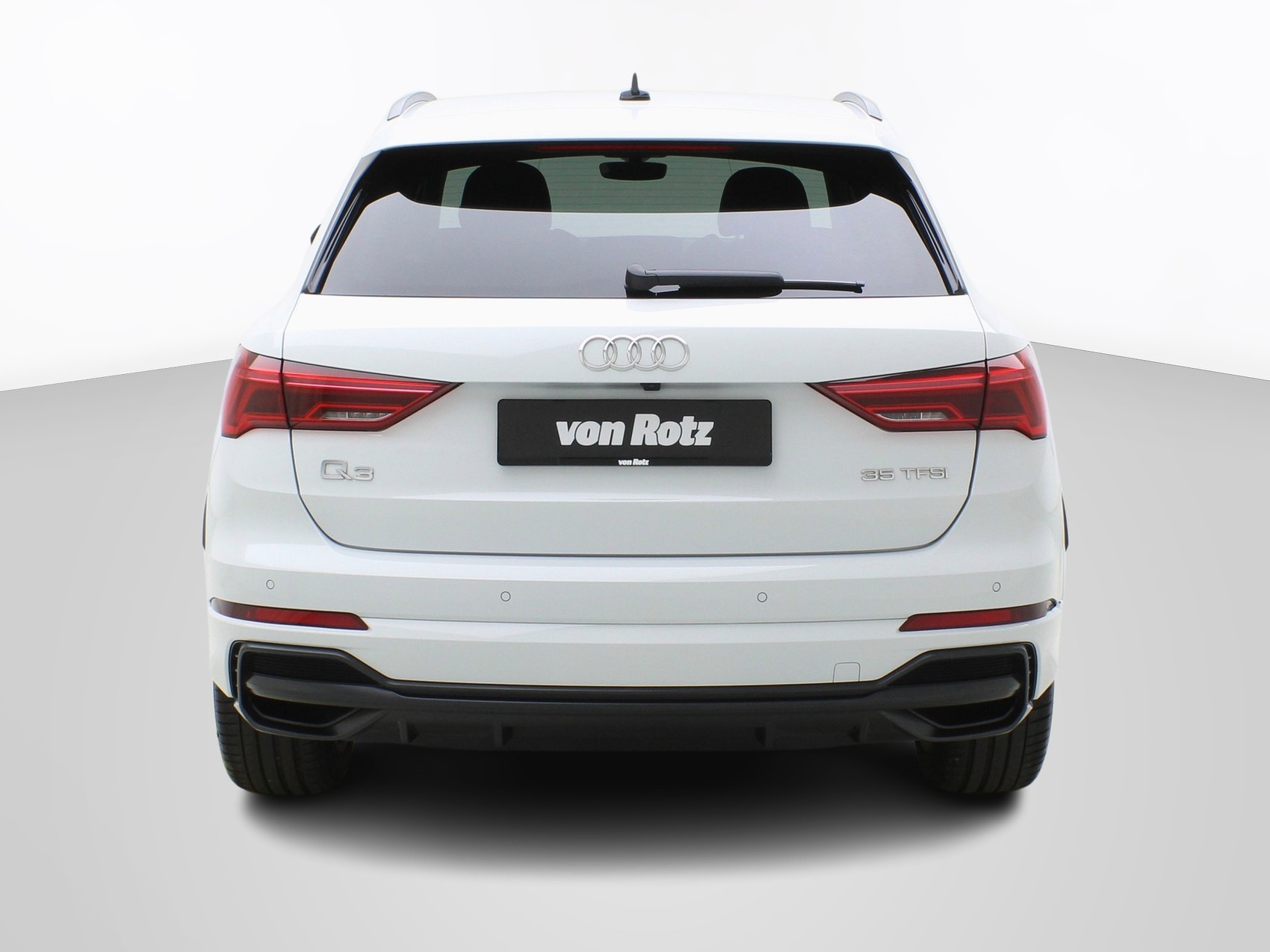 AUDI Q3 35 TFSI S line S-Tronic-image-3
