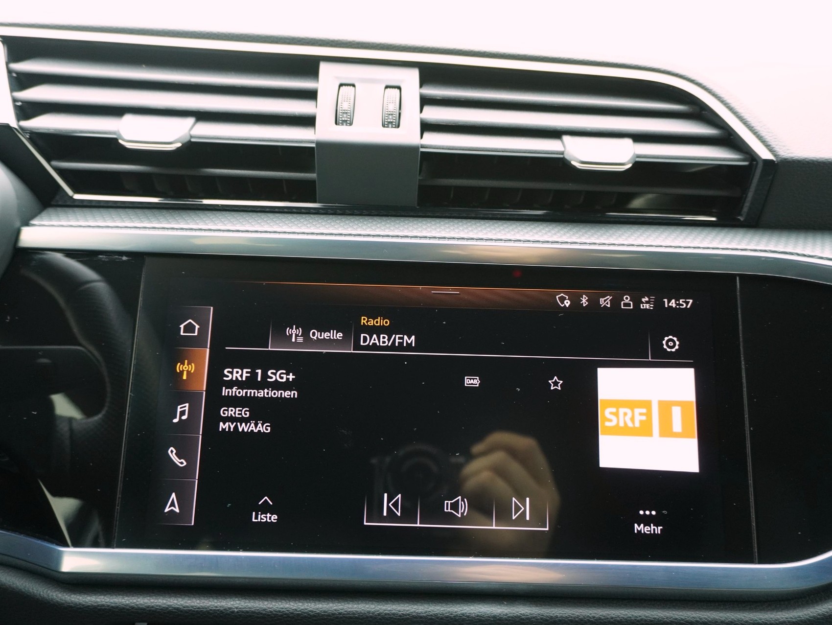 AUDI Q3 35 TFSI S line S-Tronic-image-21