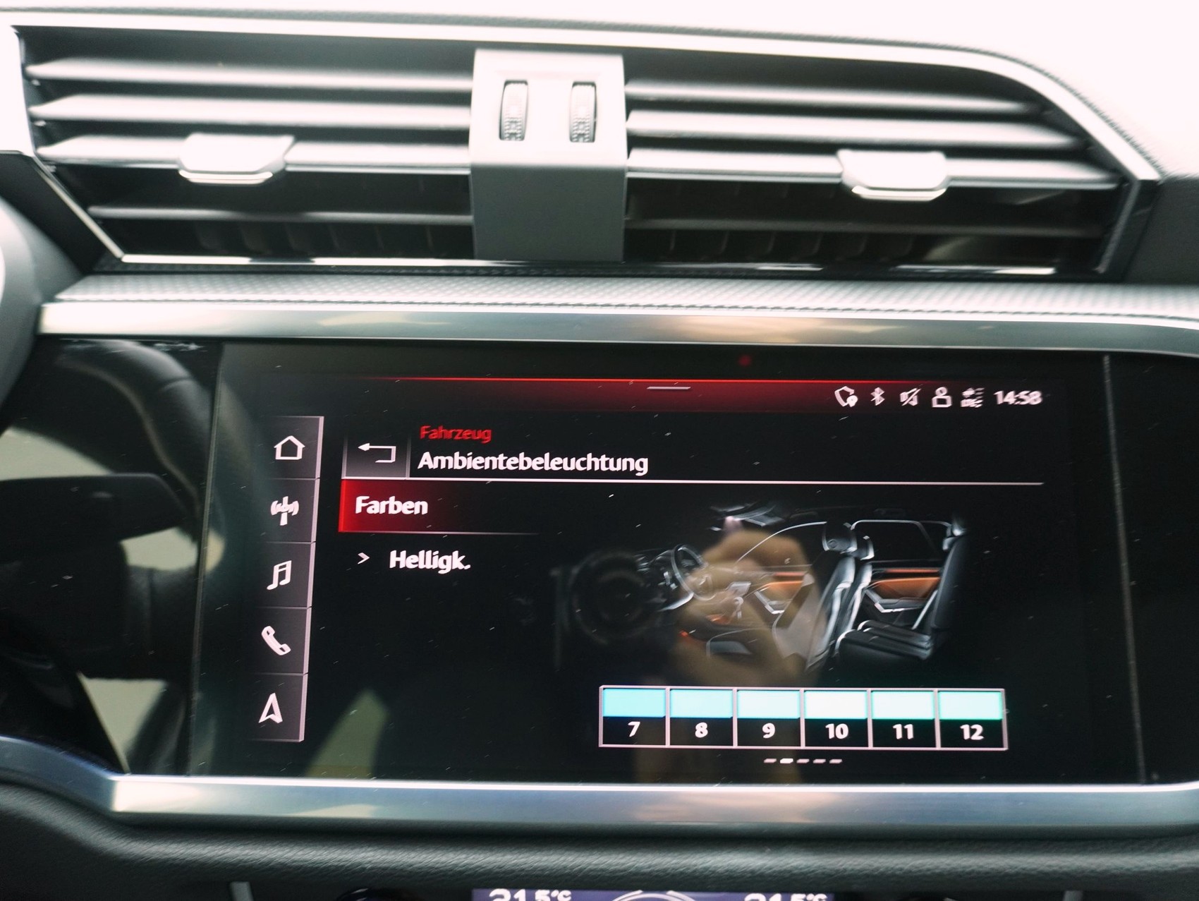 AUDI Q3 35 TFSI S line S-Tronic-image-22