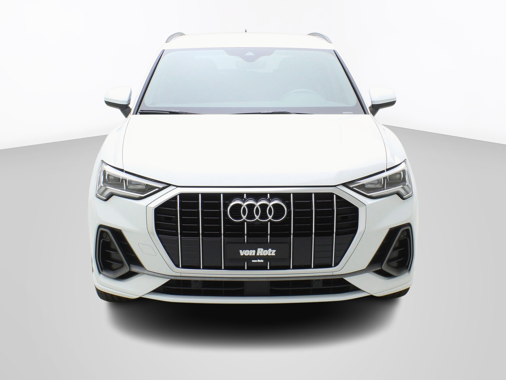 AUDI Q3 35 TFSI S line S-Tronic-image-5
