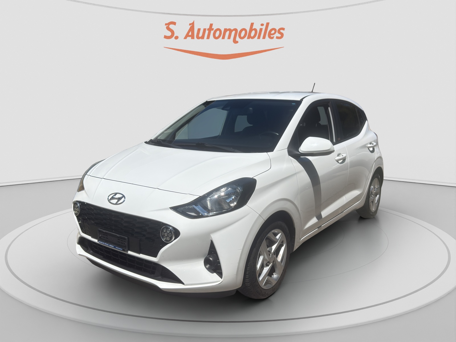 HYUNDAI i10 1.0 Launch Automat-image-0