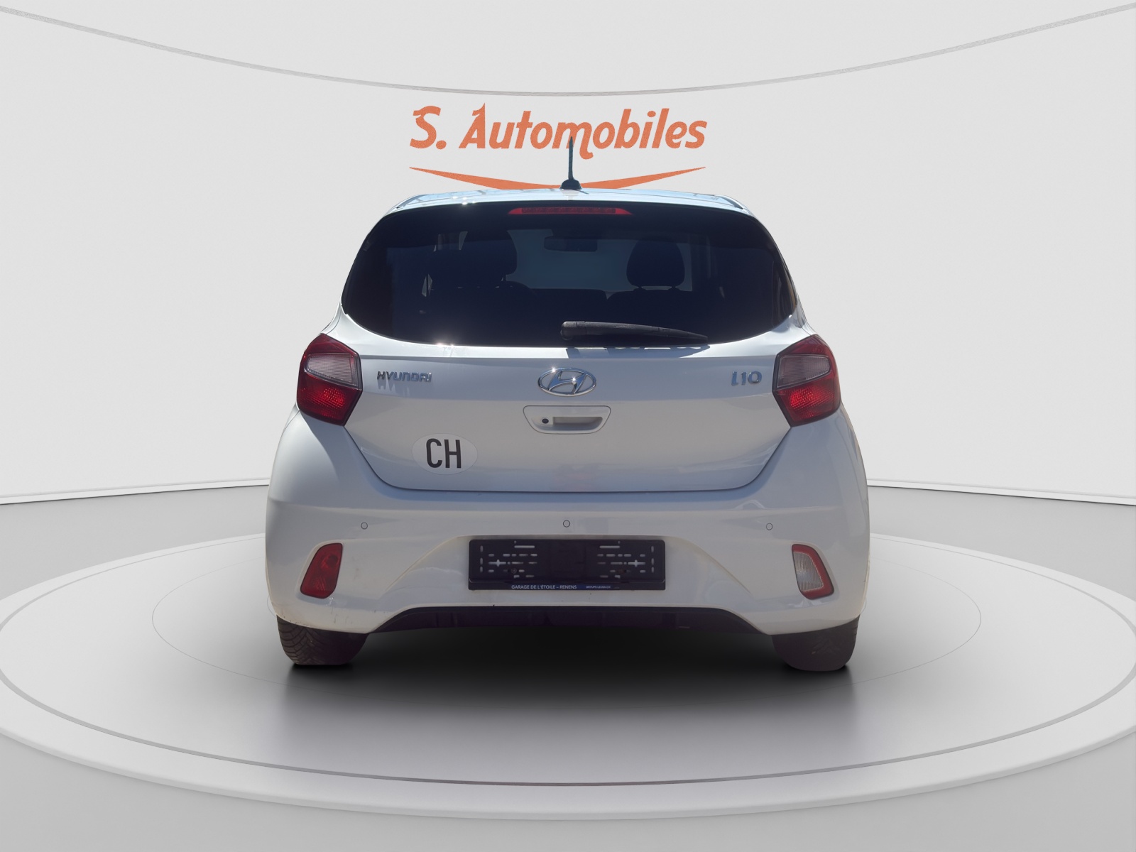 HYUNDAI i10 1.0 Launch Automat-image-4