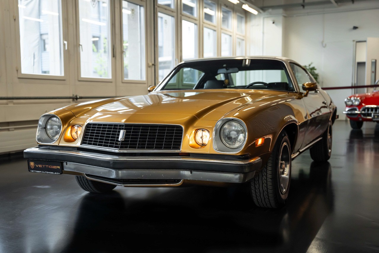 CHEVROLET CAMARO LT 350-showroom-element-2