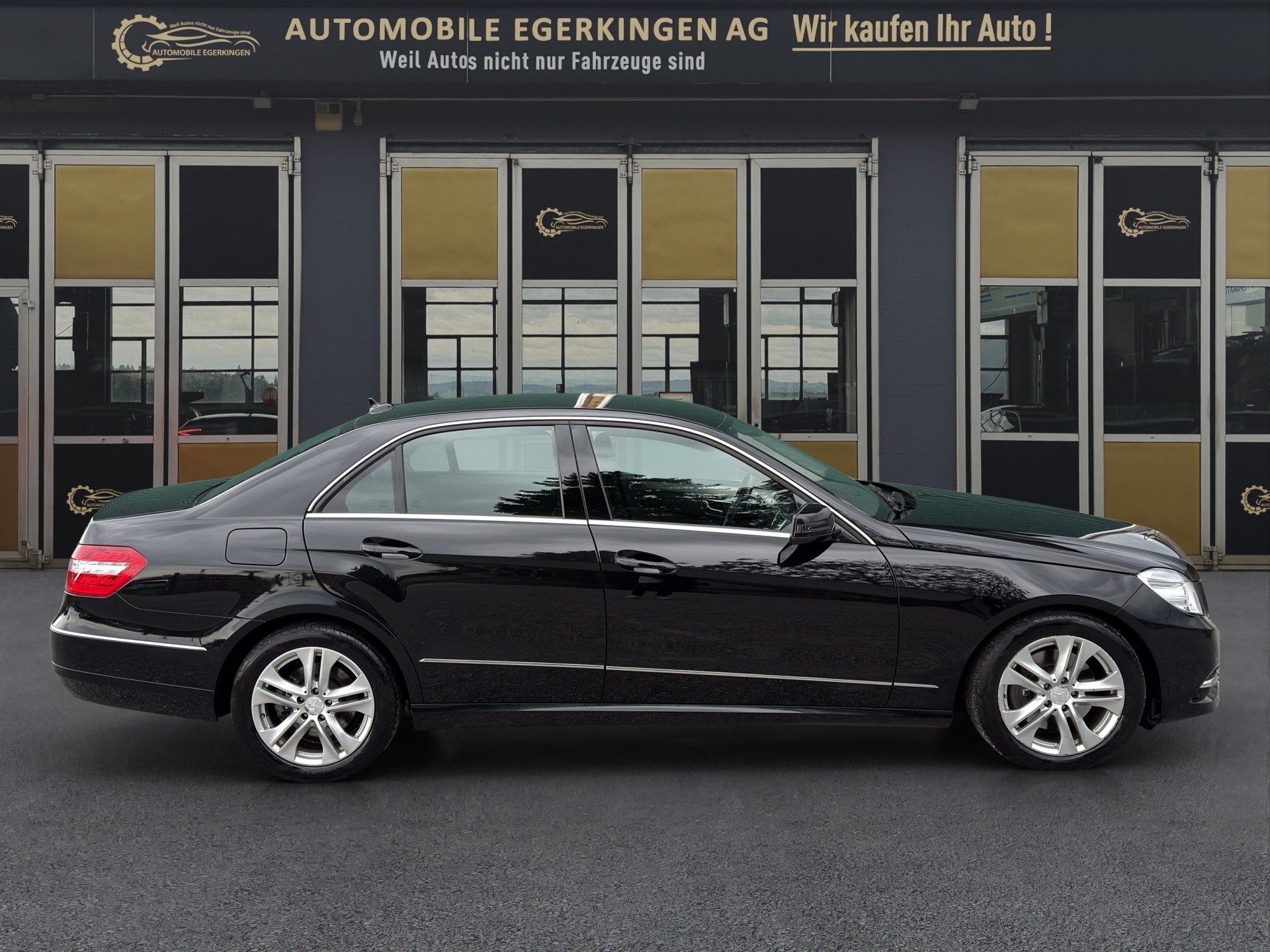 MERCEDES-BENZ E 350 V6 4matic-image-3