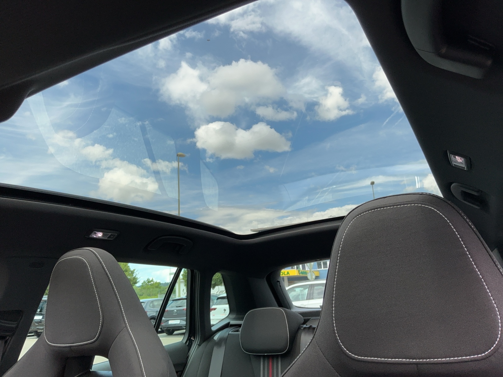 SKODA Kamiq 1.5 TSI Monte Carlo DSG-image-13