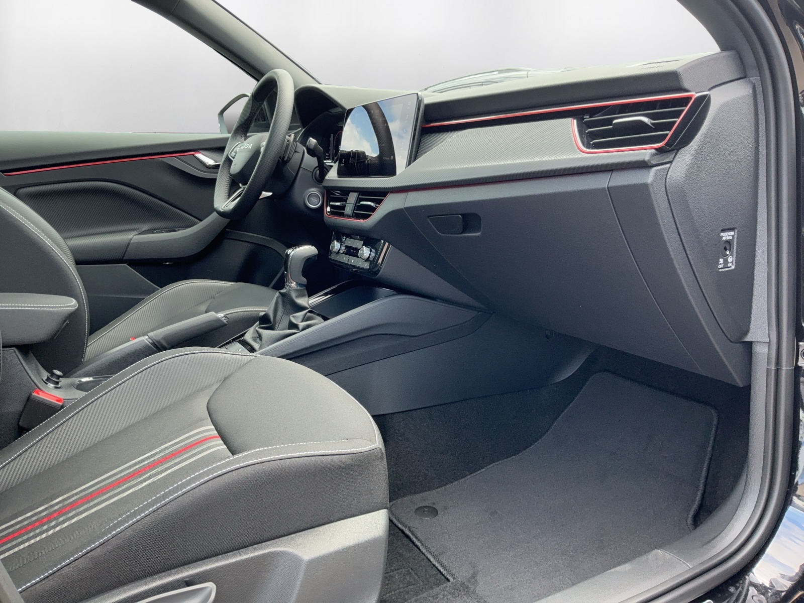 SKODA Kamiq 1.5 TSI Monte Carlo DSG-image-12