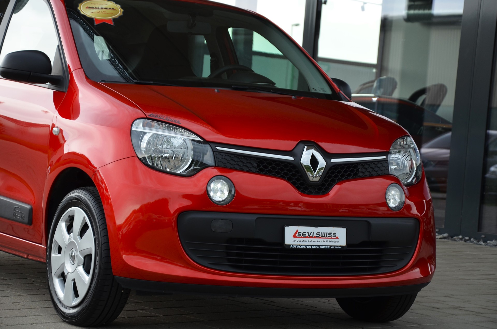 RENAULT Twingo 1.0 Life*Ab MFK,1 Jahr oder 20'000km Garantie*-image-1