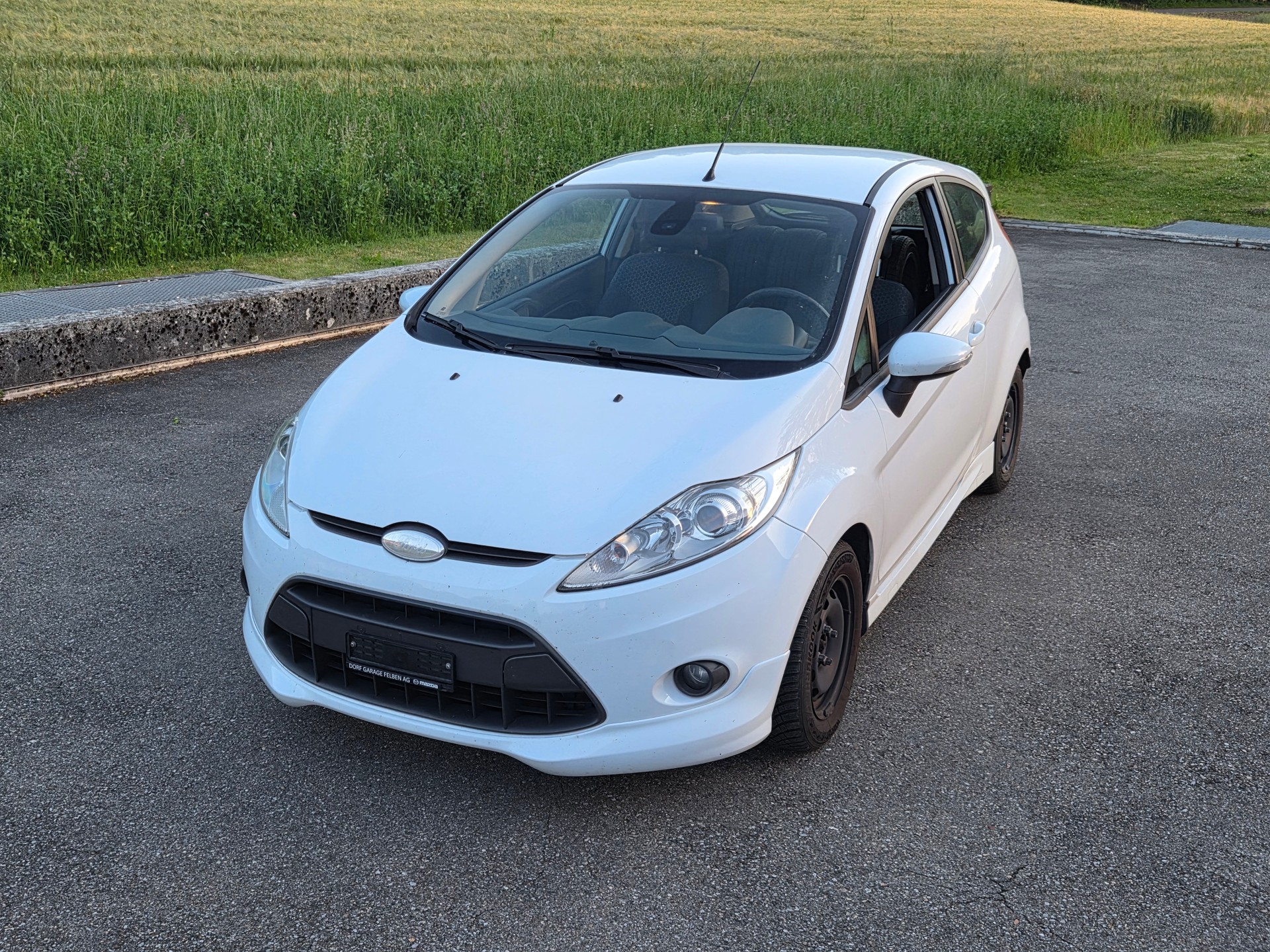 FORD Fiesta 1.6 16V Sport-image-1