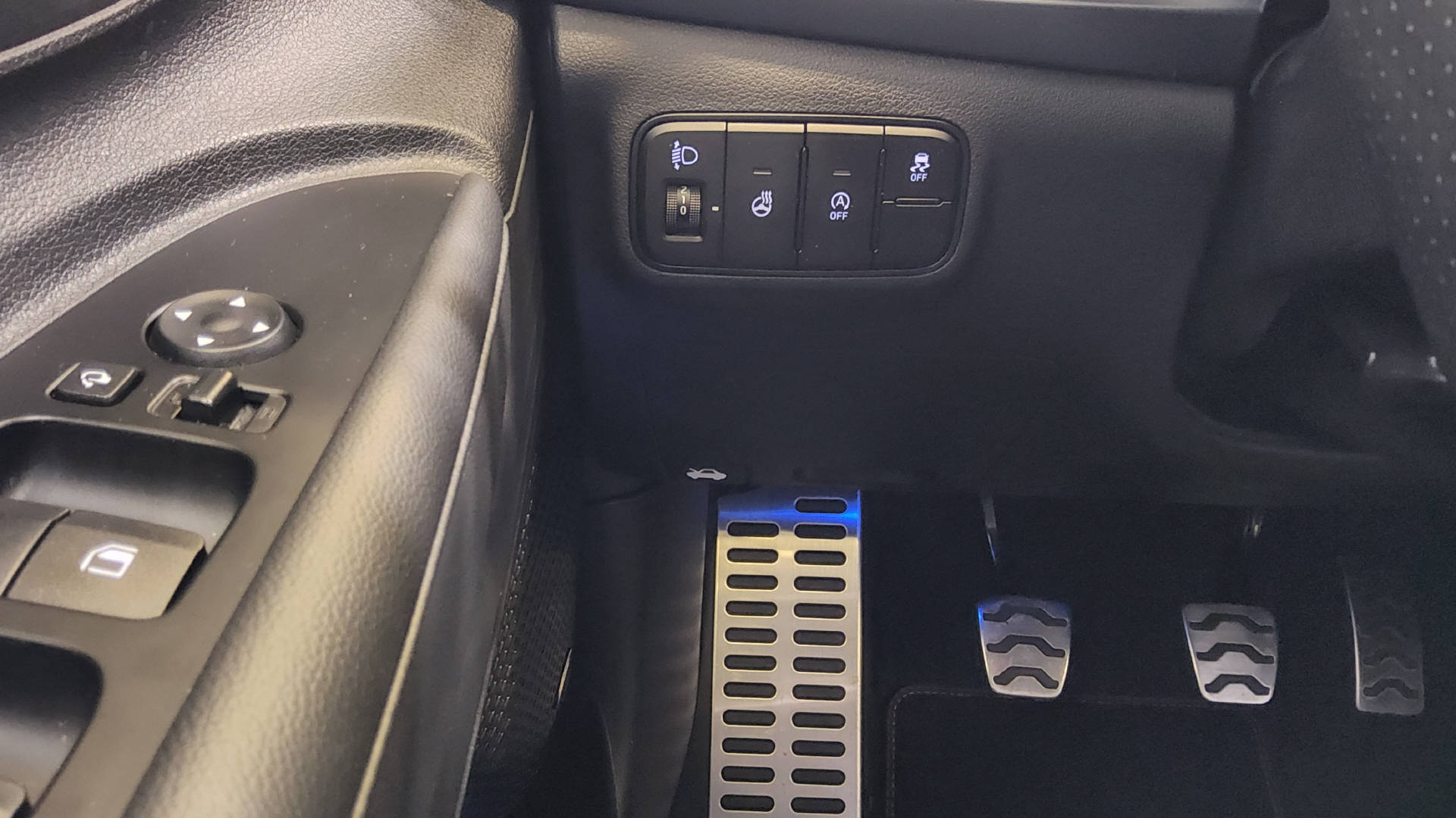 HYUNDAI i20 N 1.6 T-GDi-image-12