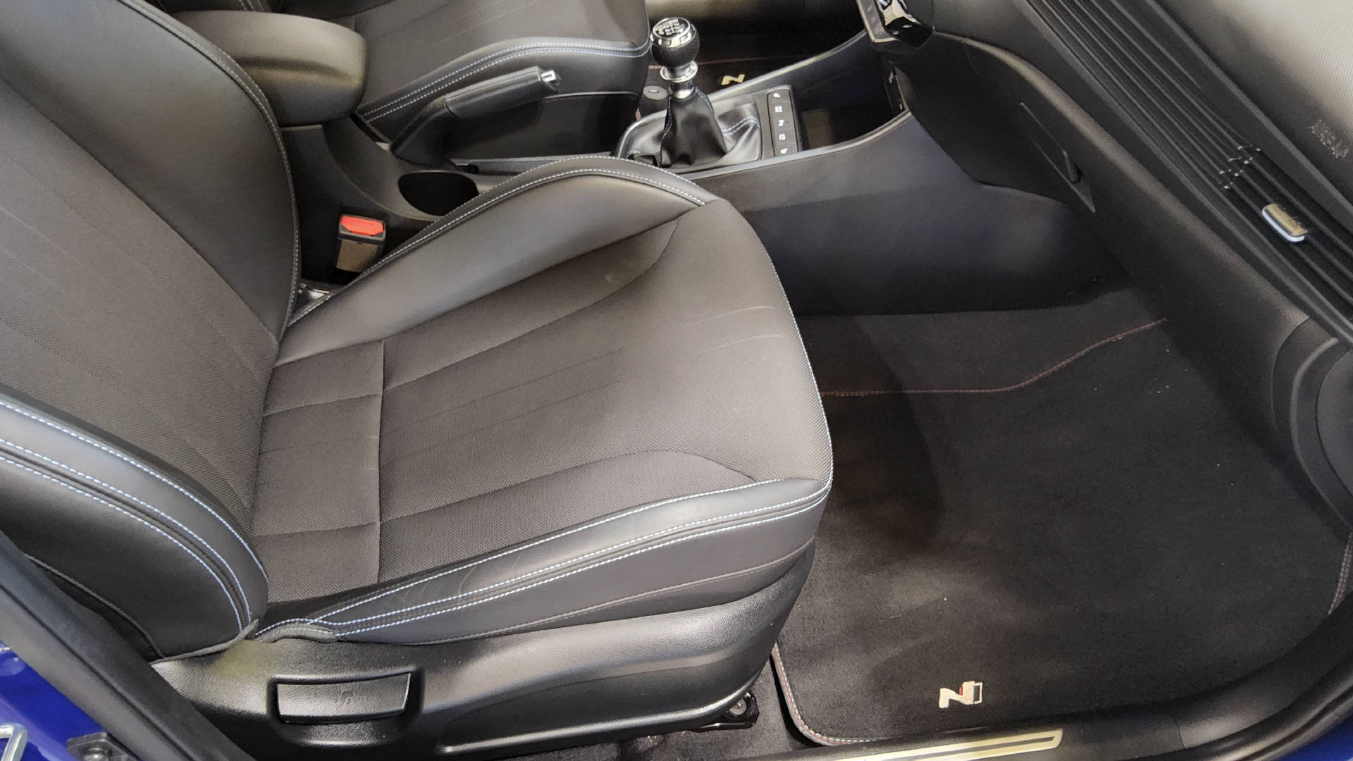 HYUNDAI i20 N 1.6 T-GDi-image-21