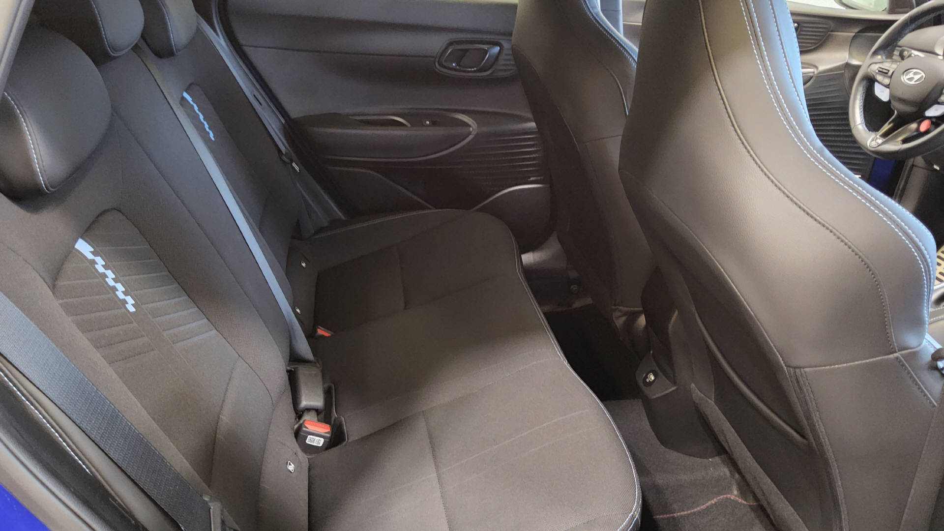 HYUNDAI i20 N 1.6 T-GDi-image-23