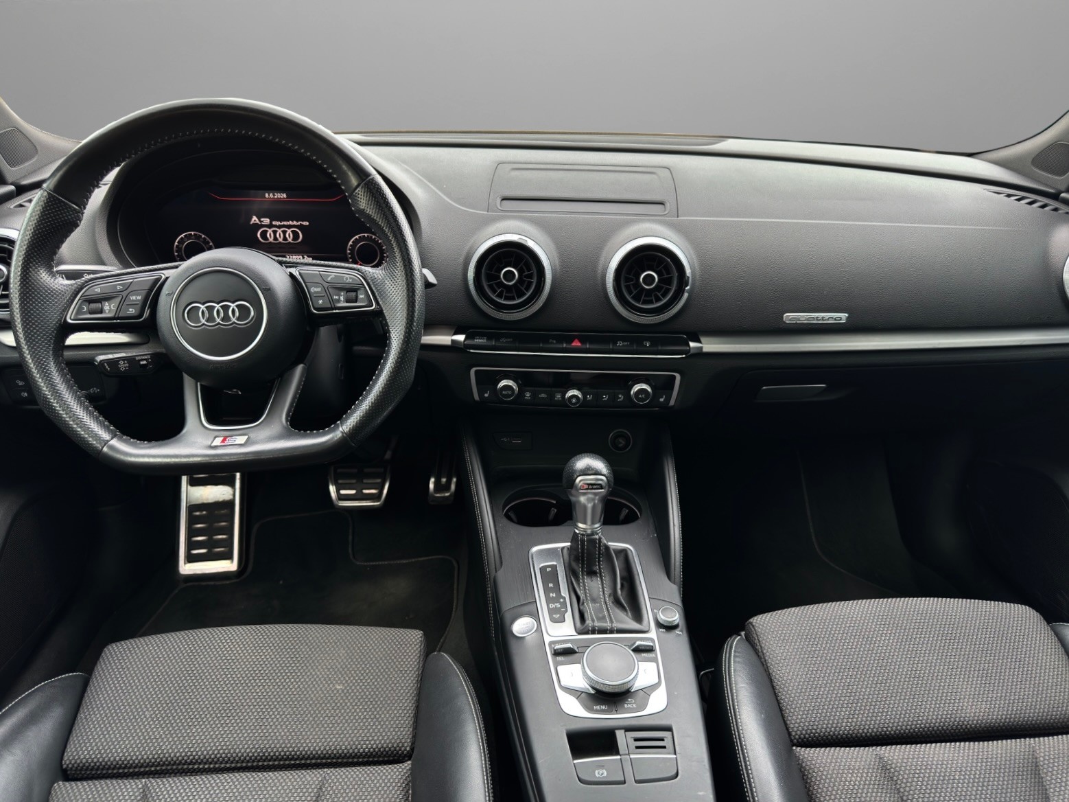 AUDI A3 Sportback 2.0 TFSI Sport quattro S-tronic-image-8