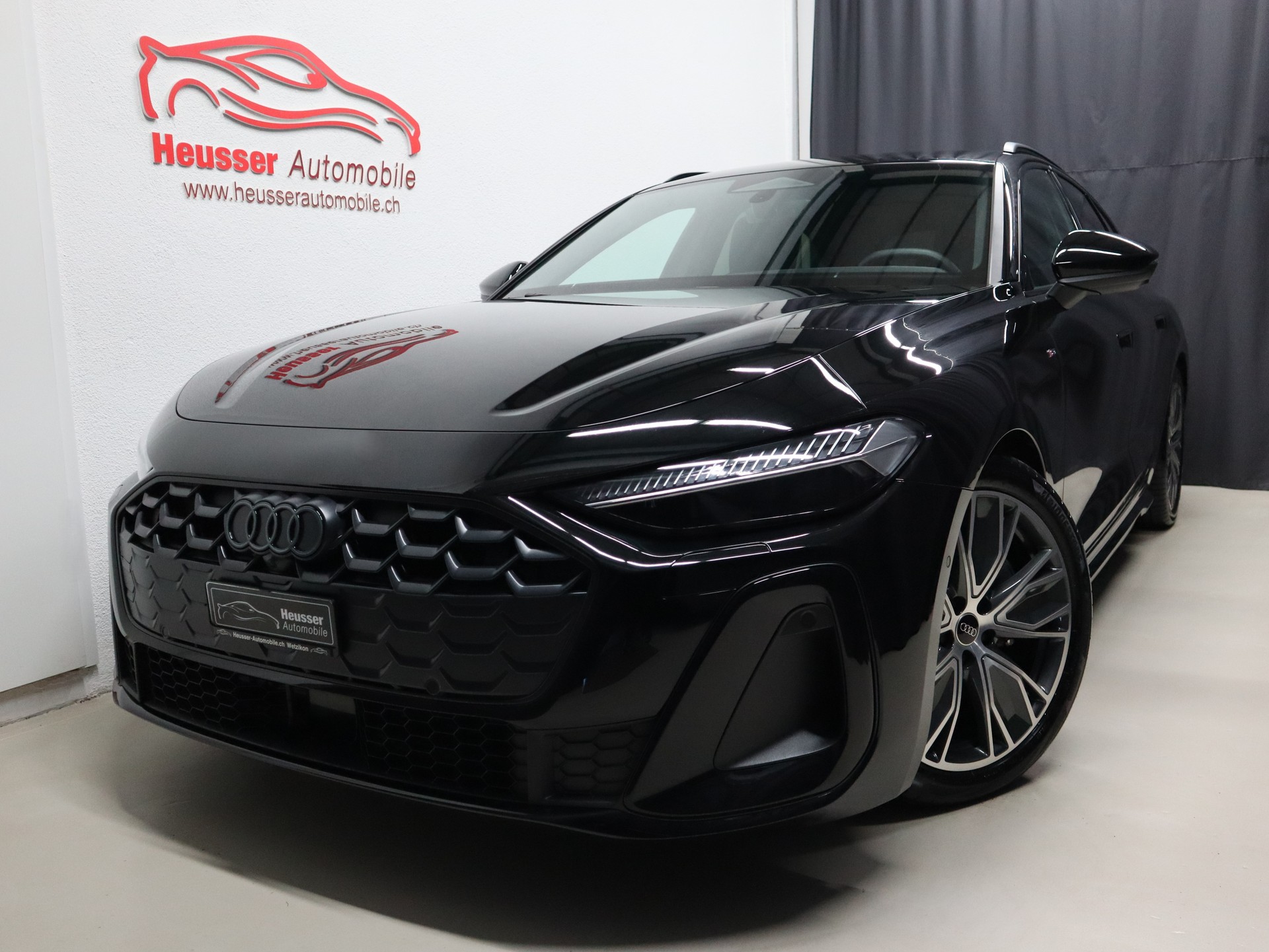 AUDI A5 Avant 2.0 TFSI S tronic S Line Edition - Navi - MMI Beifahrerdisplay - Matrix LED - Keyless - 360° Kamera - 204 PS-image-0
