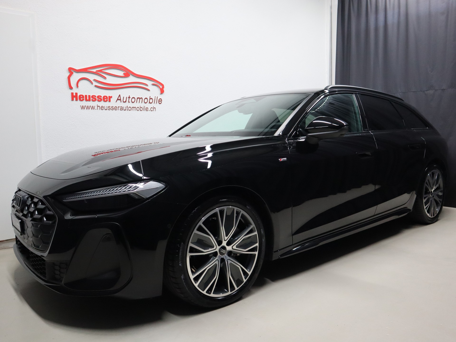 AUDI A5 Avant 2.0 TFSI S tronic S Line Edition - Navi - MMI Beifahrerdisplay - Matrix LED - Keyless - 360° Kamera - 204 PS-image-1