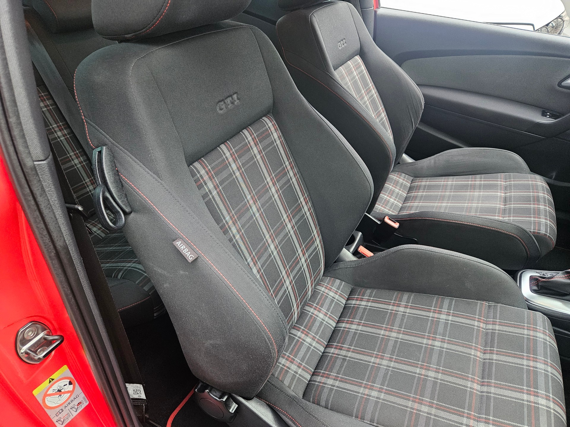 VW Polo 1.4 TSI GTI DSG-image-7
