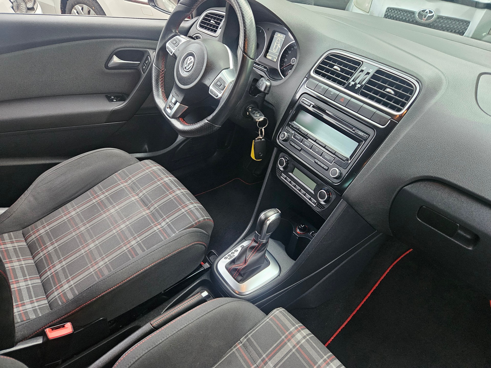VW Polo 1.4 TSI GTI DSG-image-8