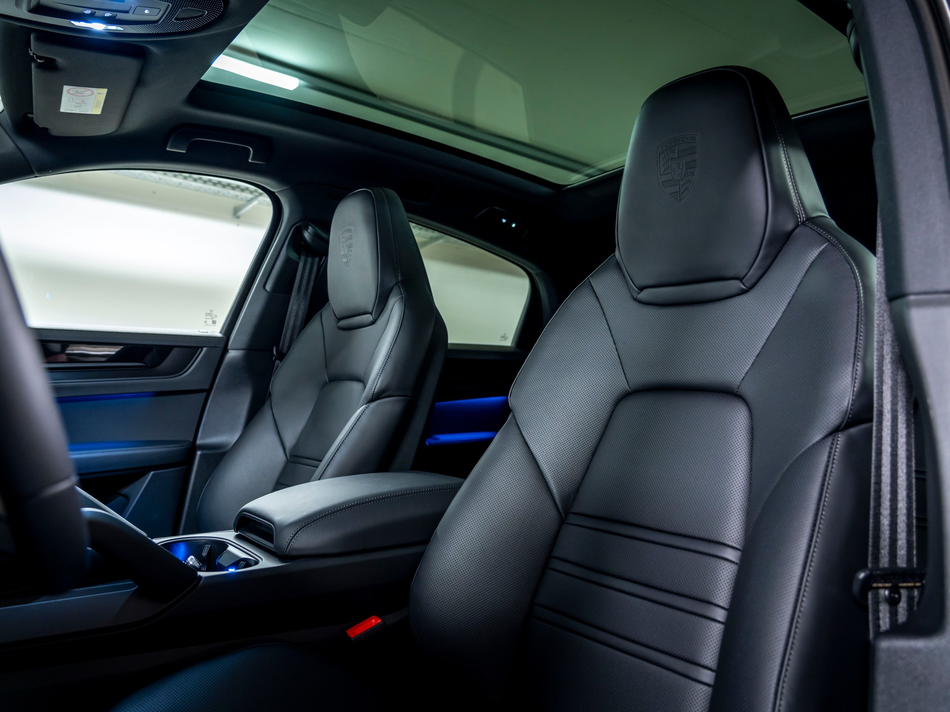 PORSCHE Cayenne Coupé Black Edition Tiptronic-image-11