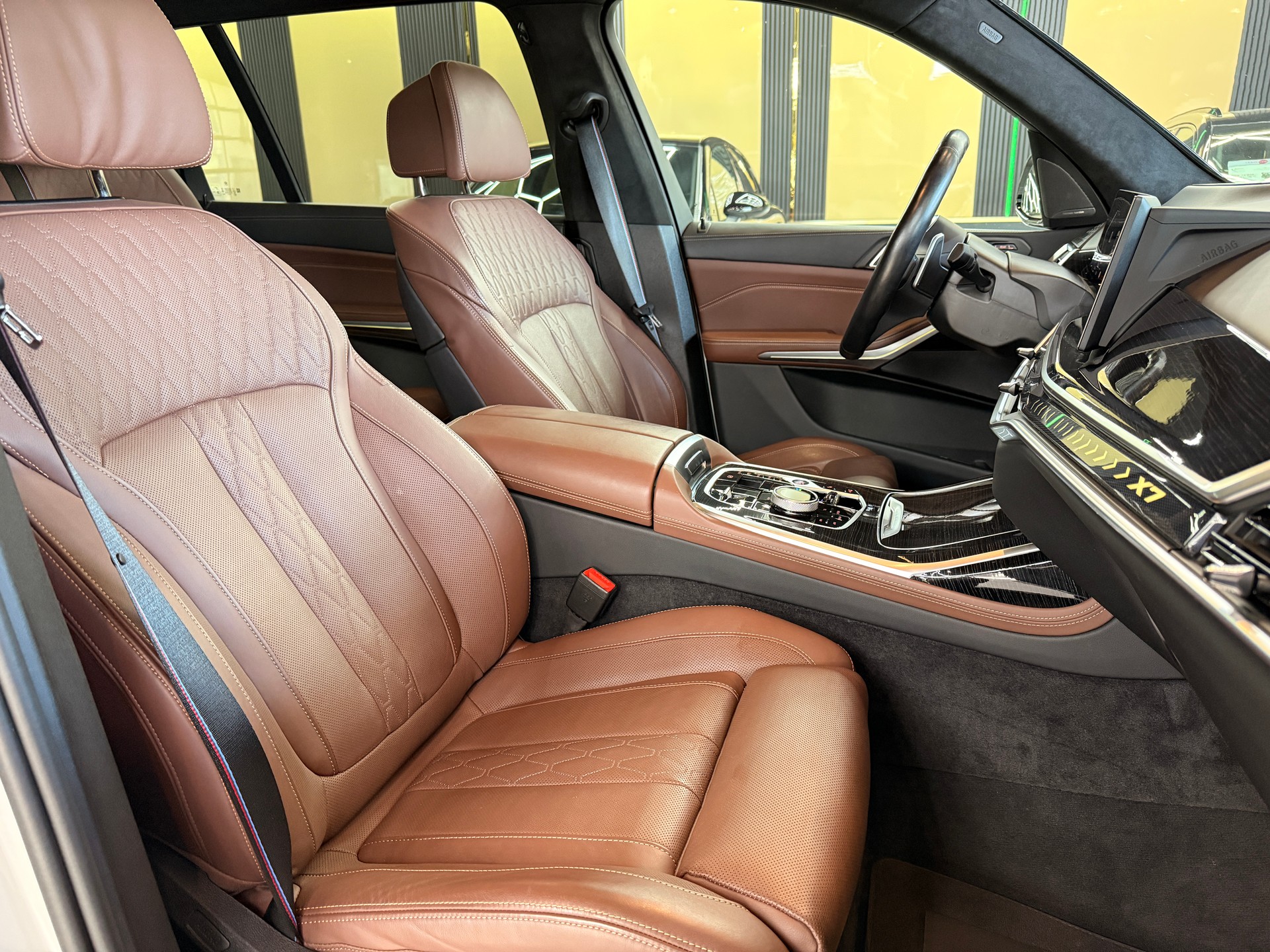 BMW X7 xDrive 48V 40d M Sport Pro Steptronic-image-12