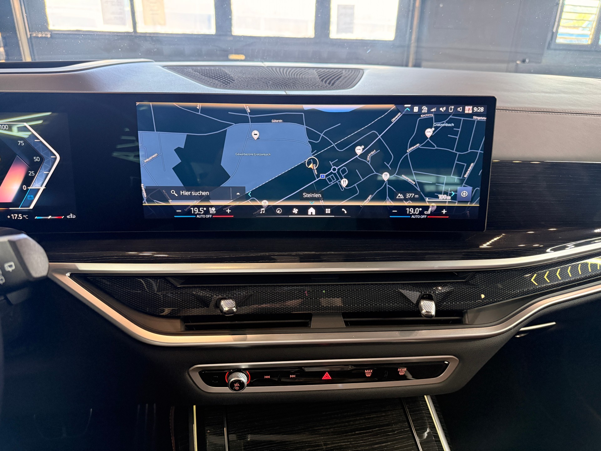 BMW X7 xDrive 48V 40d M Sport Pro Steptronic-image-18