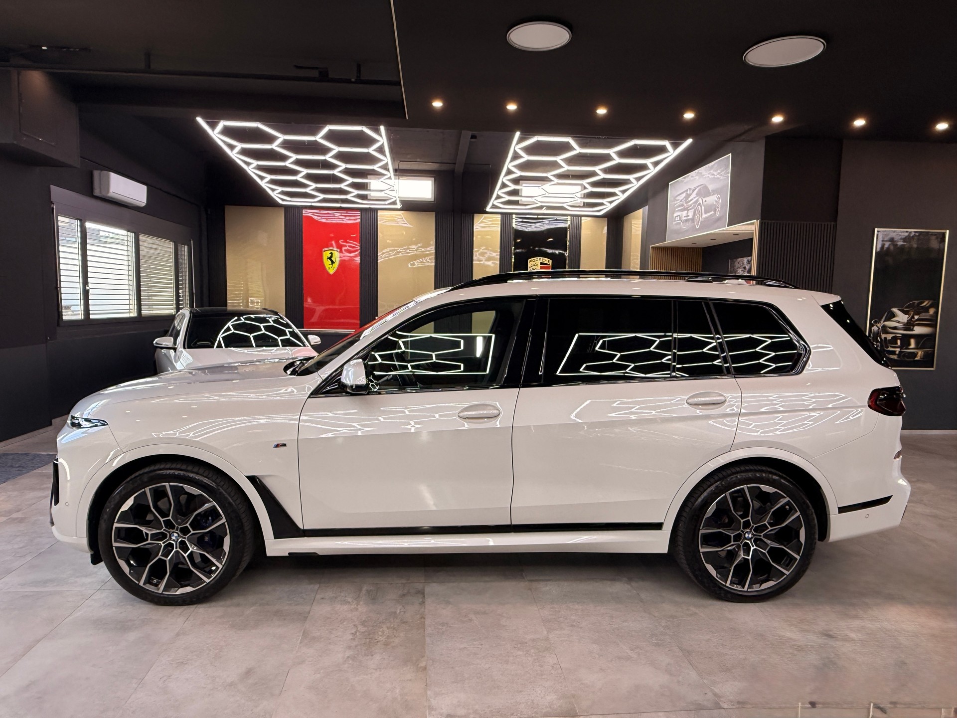 BMW X7 xDrive 48V 40d M Sport Pro Steptronic-image-7