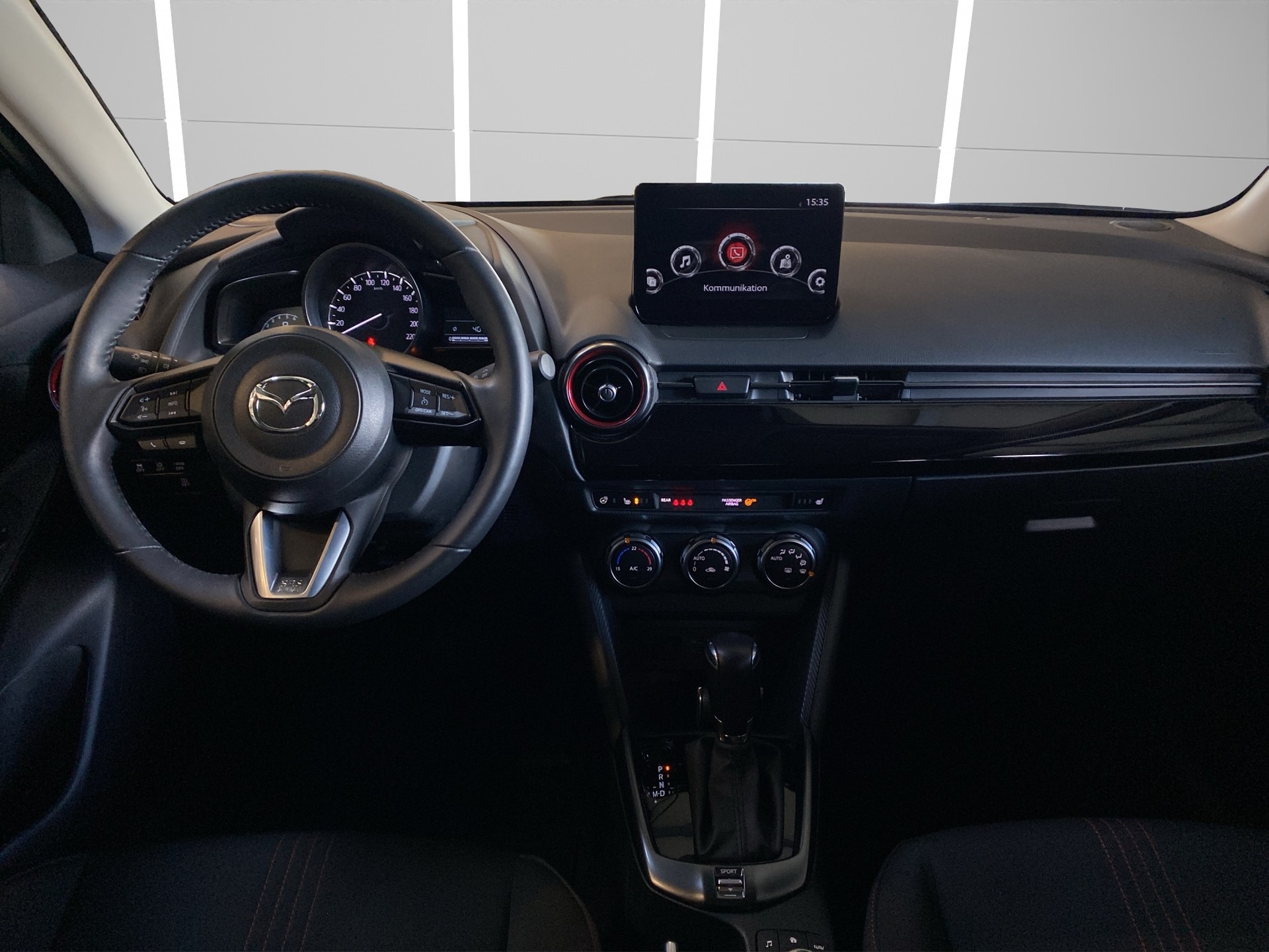 MAZDA 2 SKYACTIV-G 90 Homura Automat-image-11