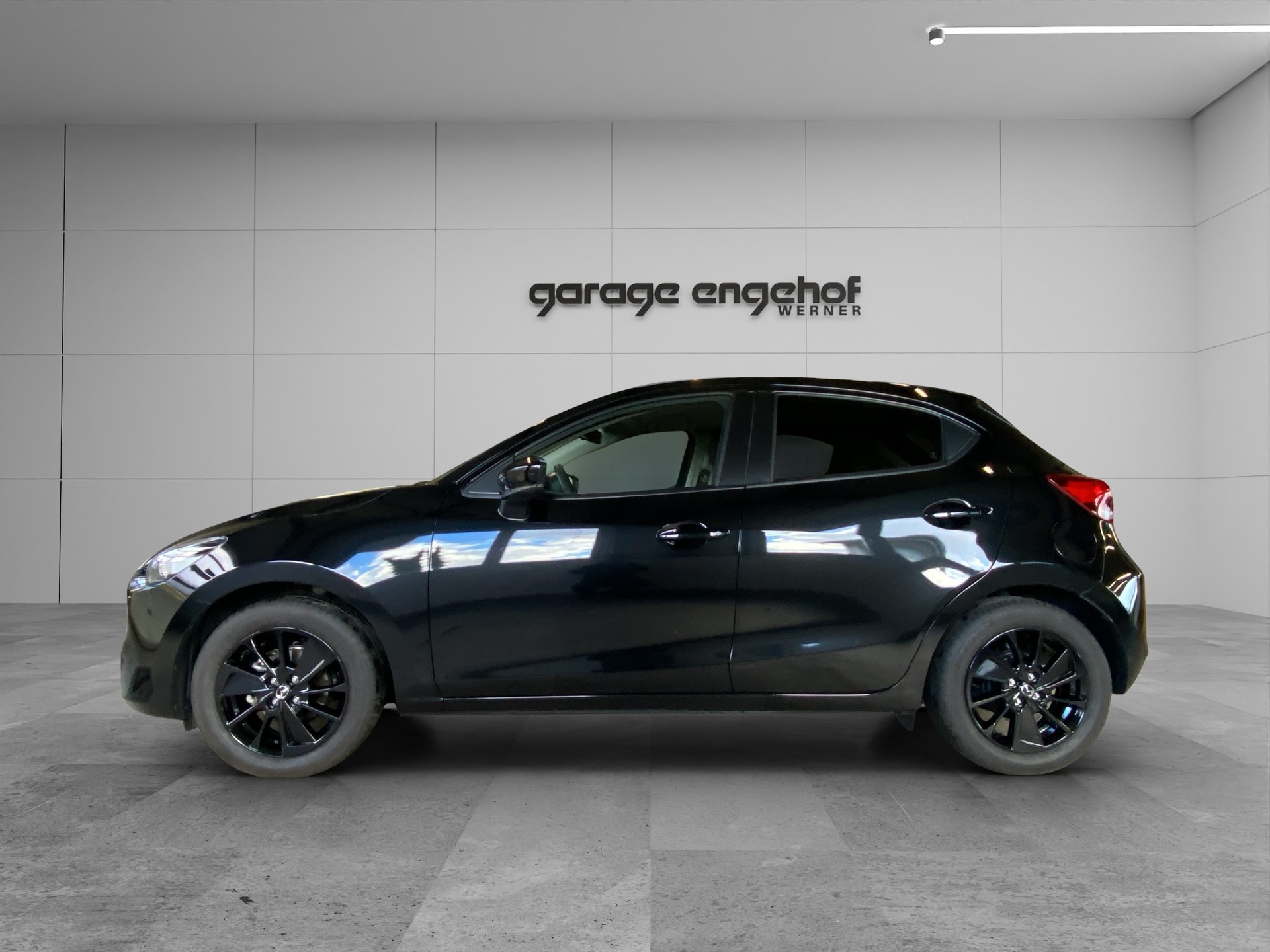 MAZDA 2 SKYACTIV-G 90 Homura Automat-image-2