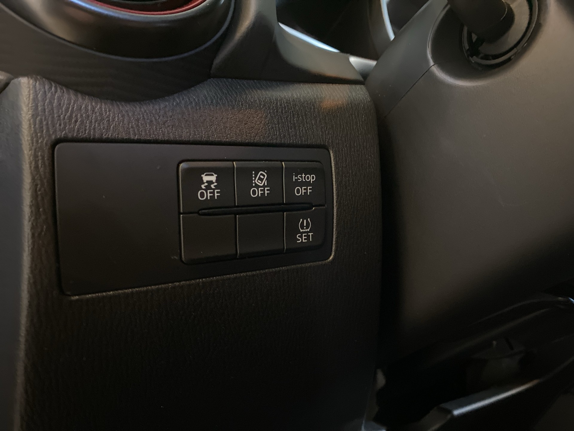 MAZDA 2 SKYACTIV-G 90 Homura Automat-image-15
