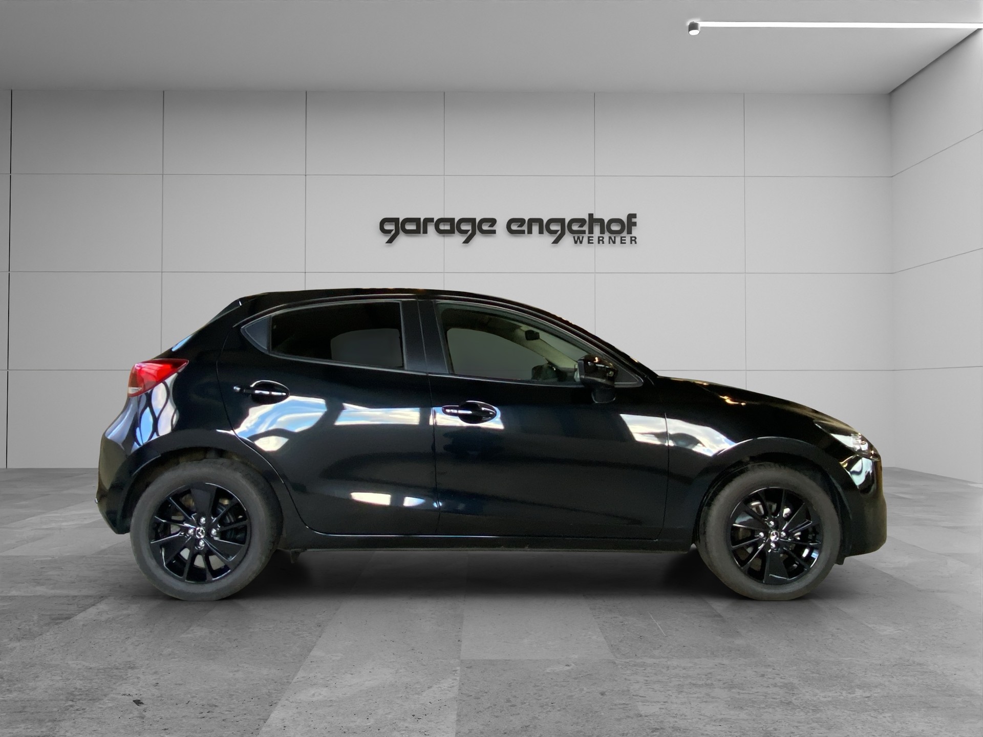 MAZDA 2 SKYACTIV-G 90 Homura Automat-image-8