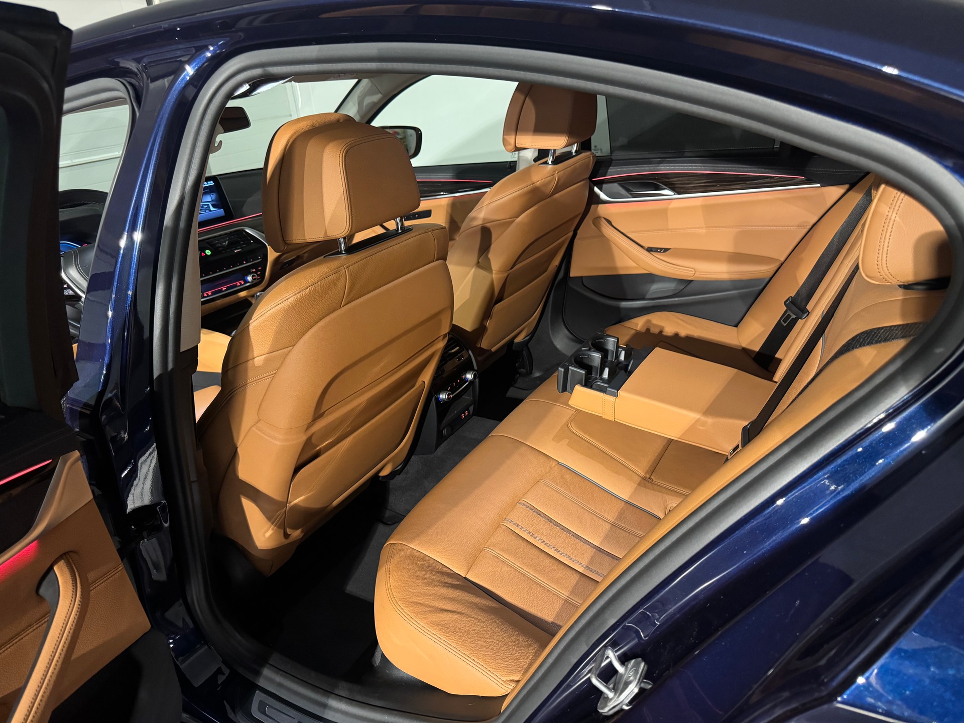 BMW 530e xDrive G30 LCI M LOOK-image-18