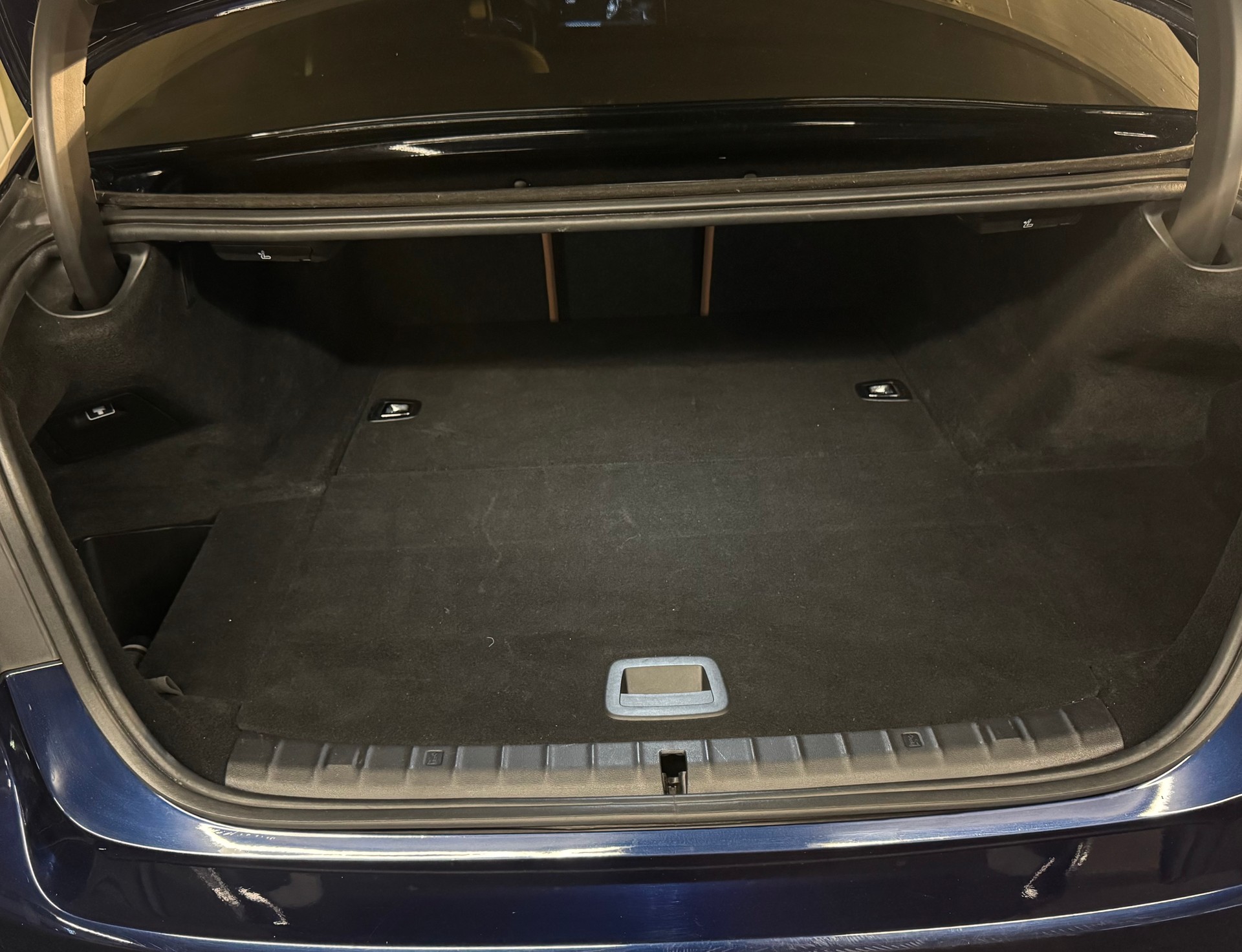 BMW 530e xDrive G30 LCI M LOOK-image-27