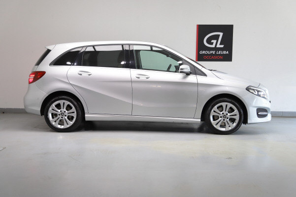 MERCEDES-BENZ B 250 Urban 4Matic-image-6
