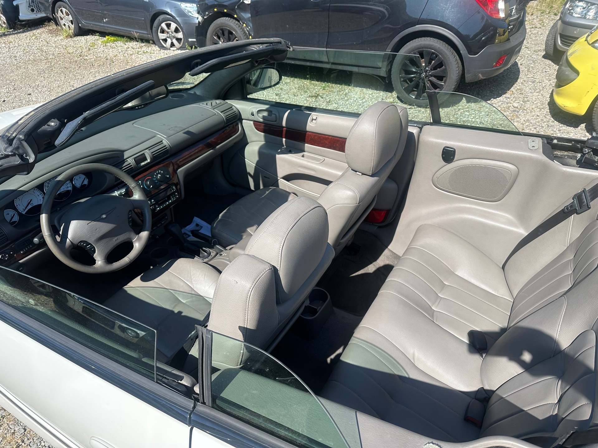 CHRYSLER Sebring 2.7 V6 Touring (LX)-image-6