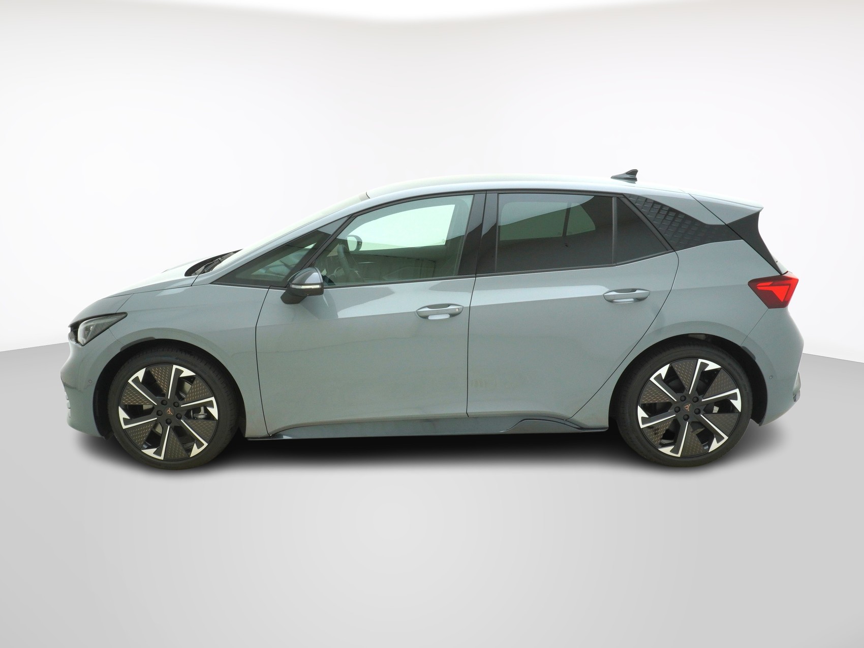 CUPRA Born Electric 77kWh e-Boost-image-1