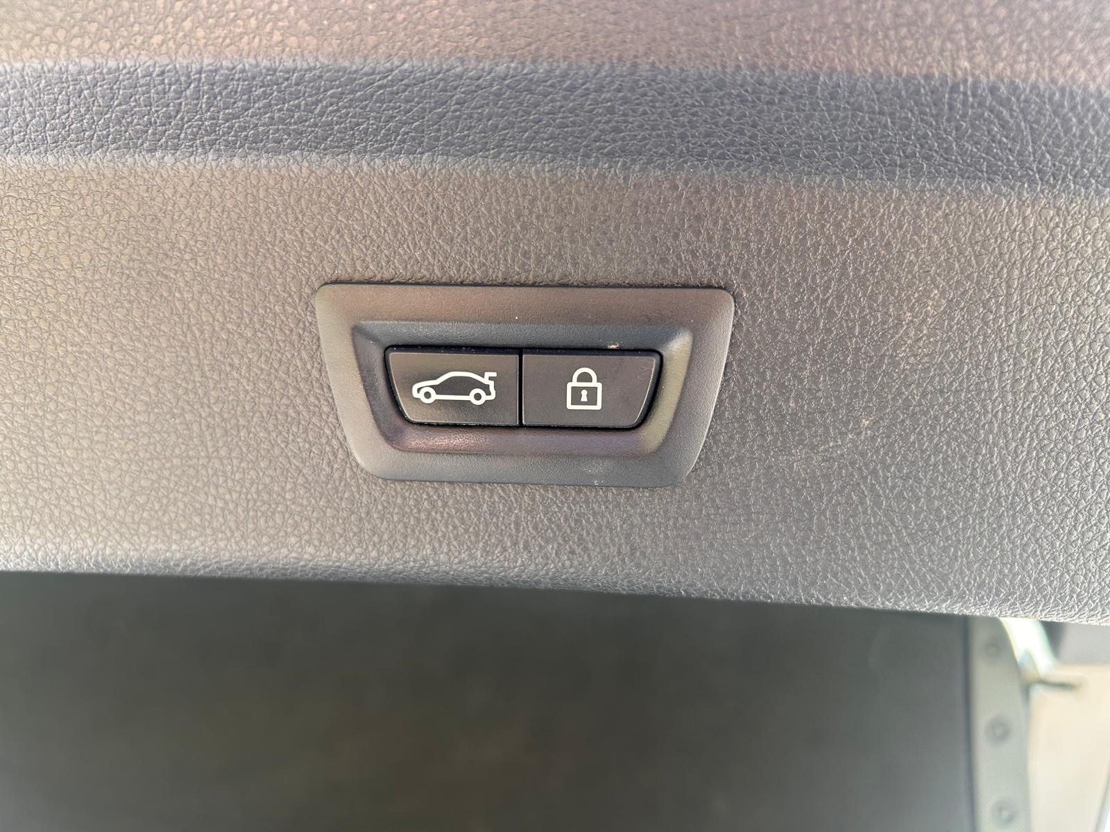 BMW 328i GT xDrive Luxury Line Steptronic-image-9