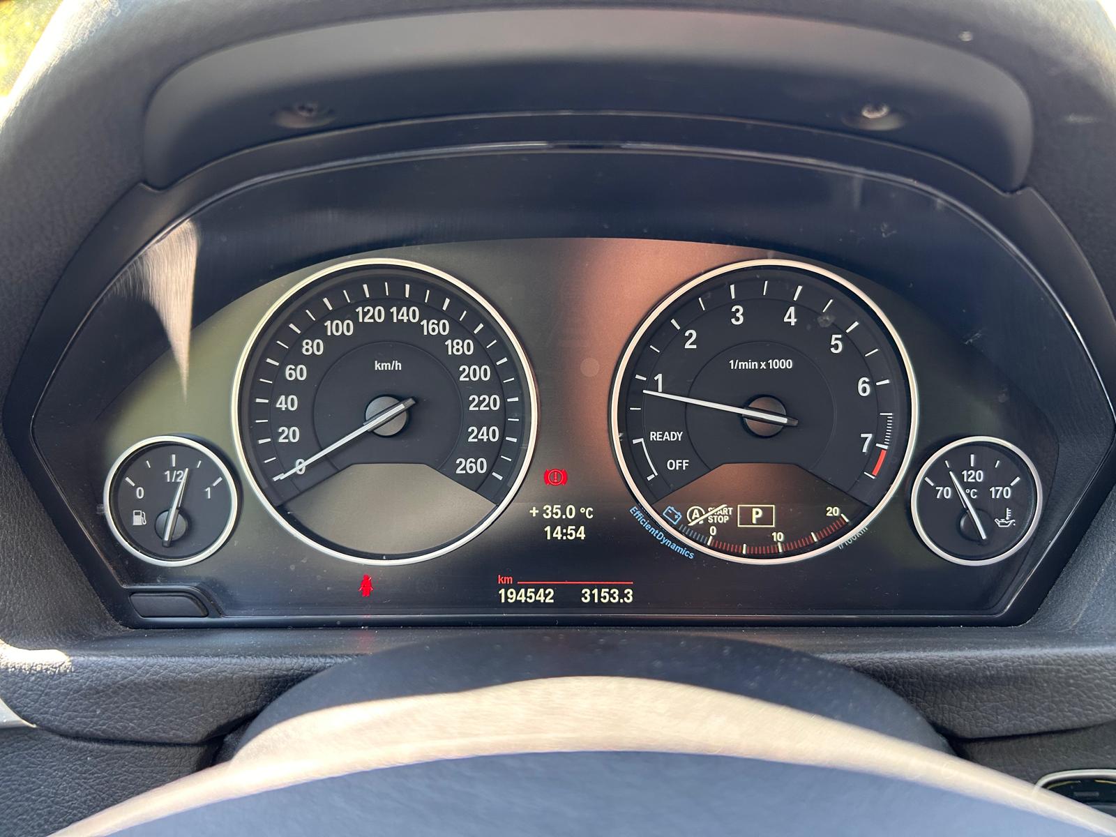 BMW 328i GT xDrive Luxury Line Steptronic-image-19
