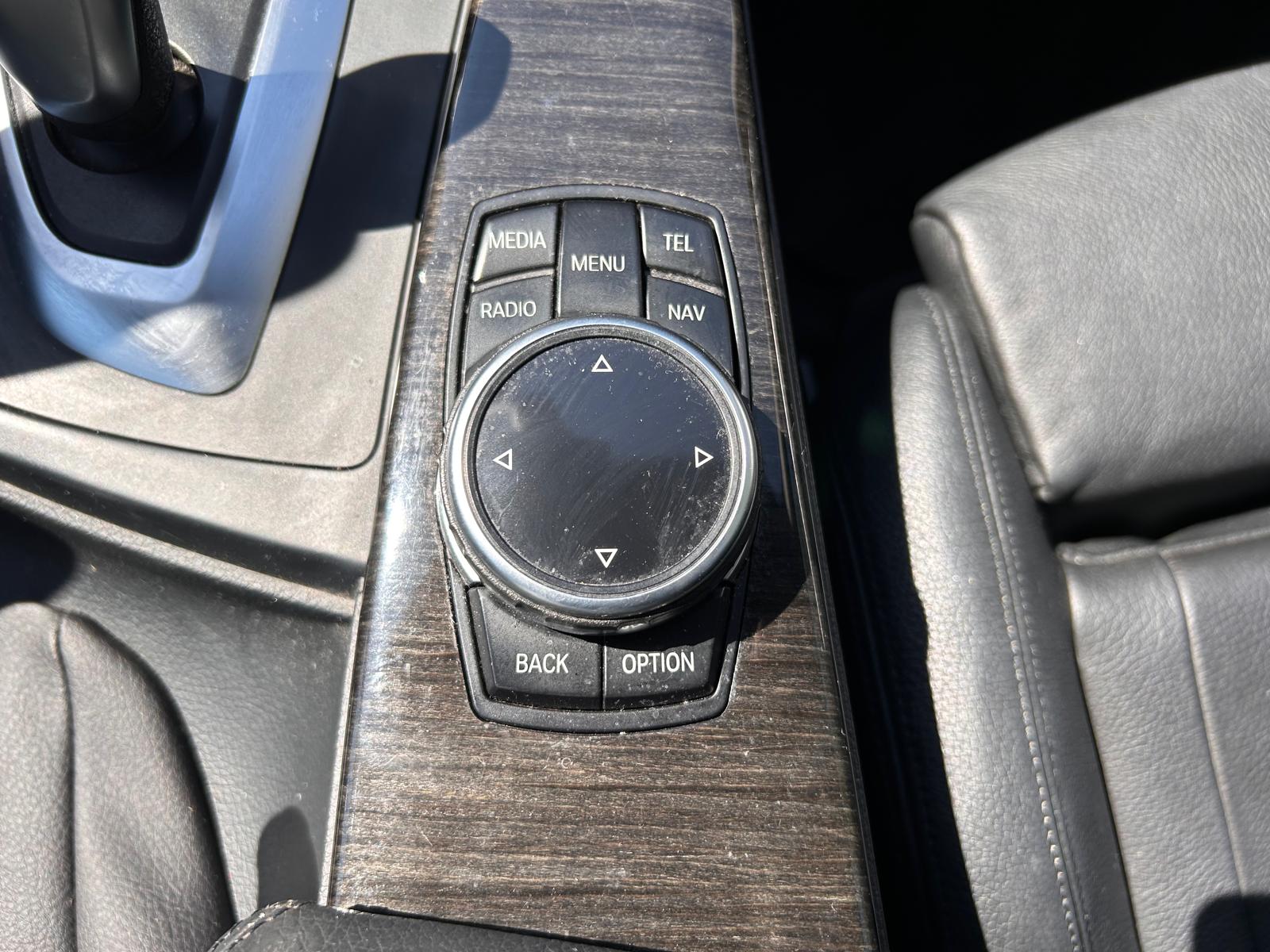 BMW 328i GT xDrive Luxury Line Steptronic-image-22