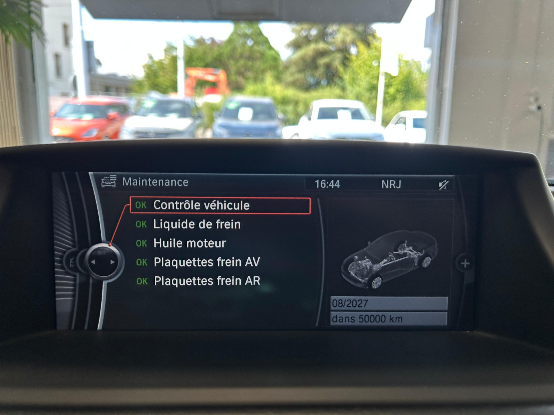 BMW 125i Cabrio-image-18