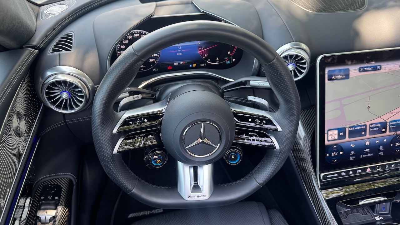 MERCEDES-BENZ AMG SL 63 4M Executive Edition Speedshift MCT-image-23