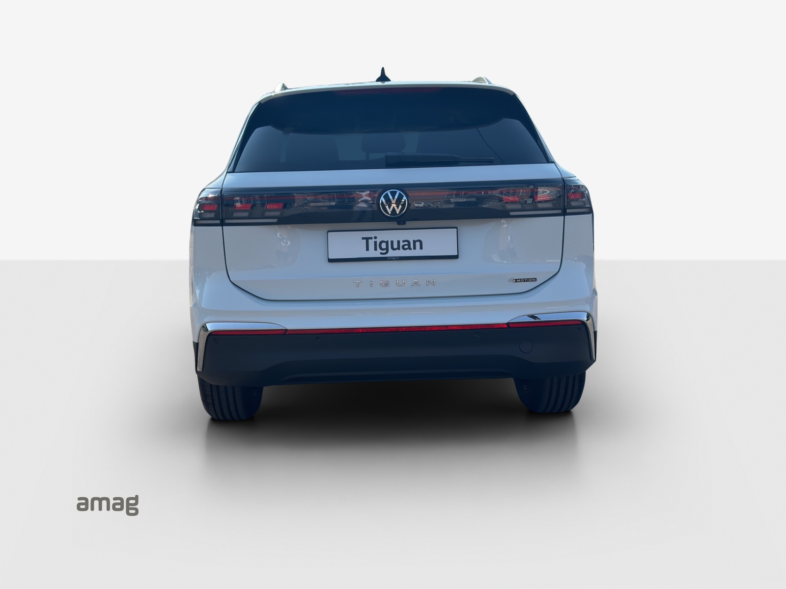 VW Tiguan Elegance 2.0TSI 204PS 4M-image-3