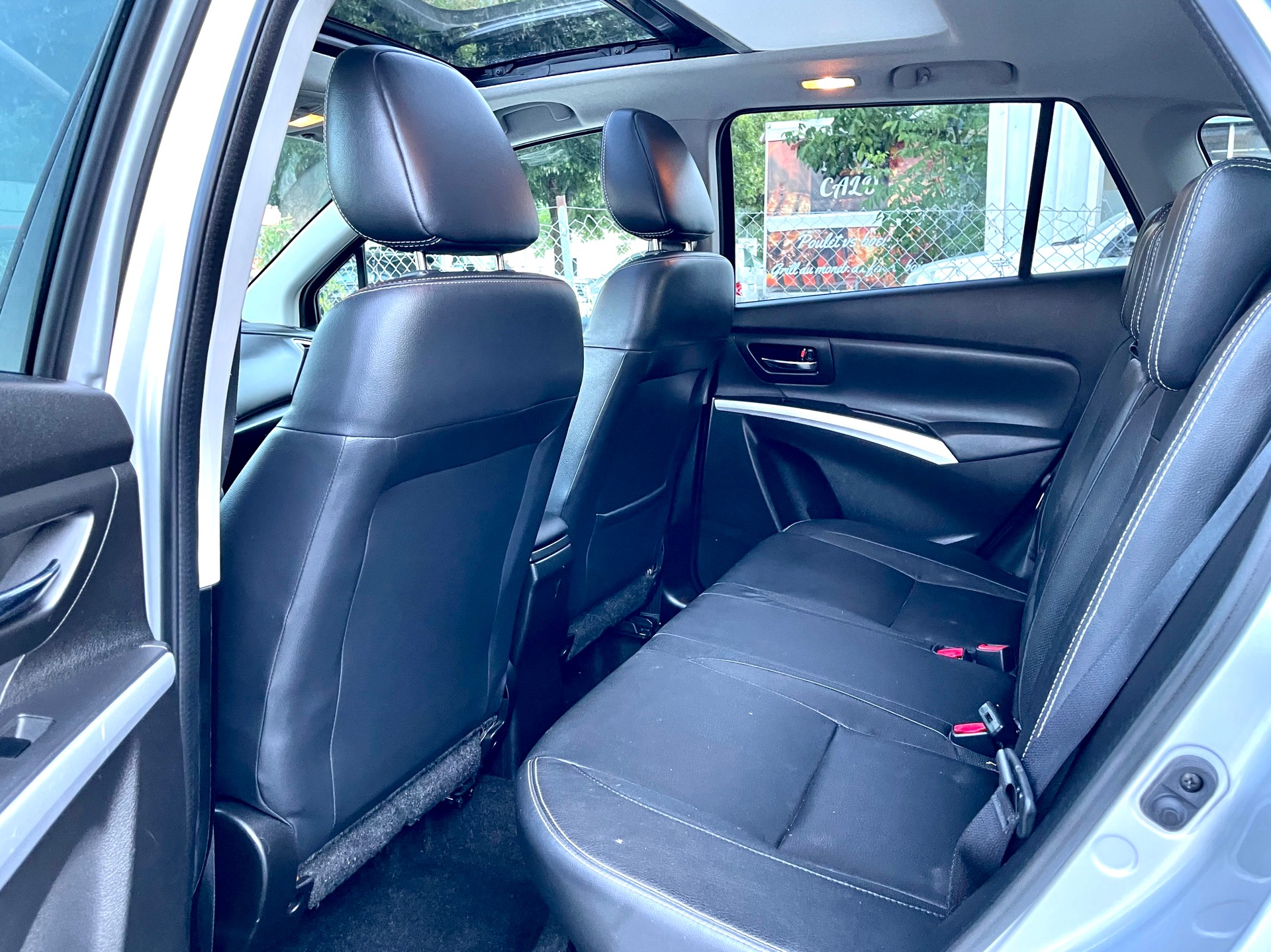 SUZUKI SX4 S-Cross 1.6 TD PizSulai Top 4WD TCSS-image-29