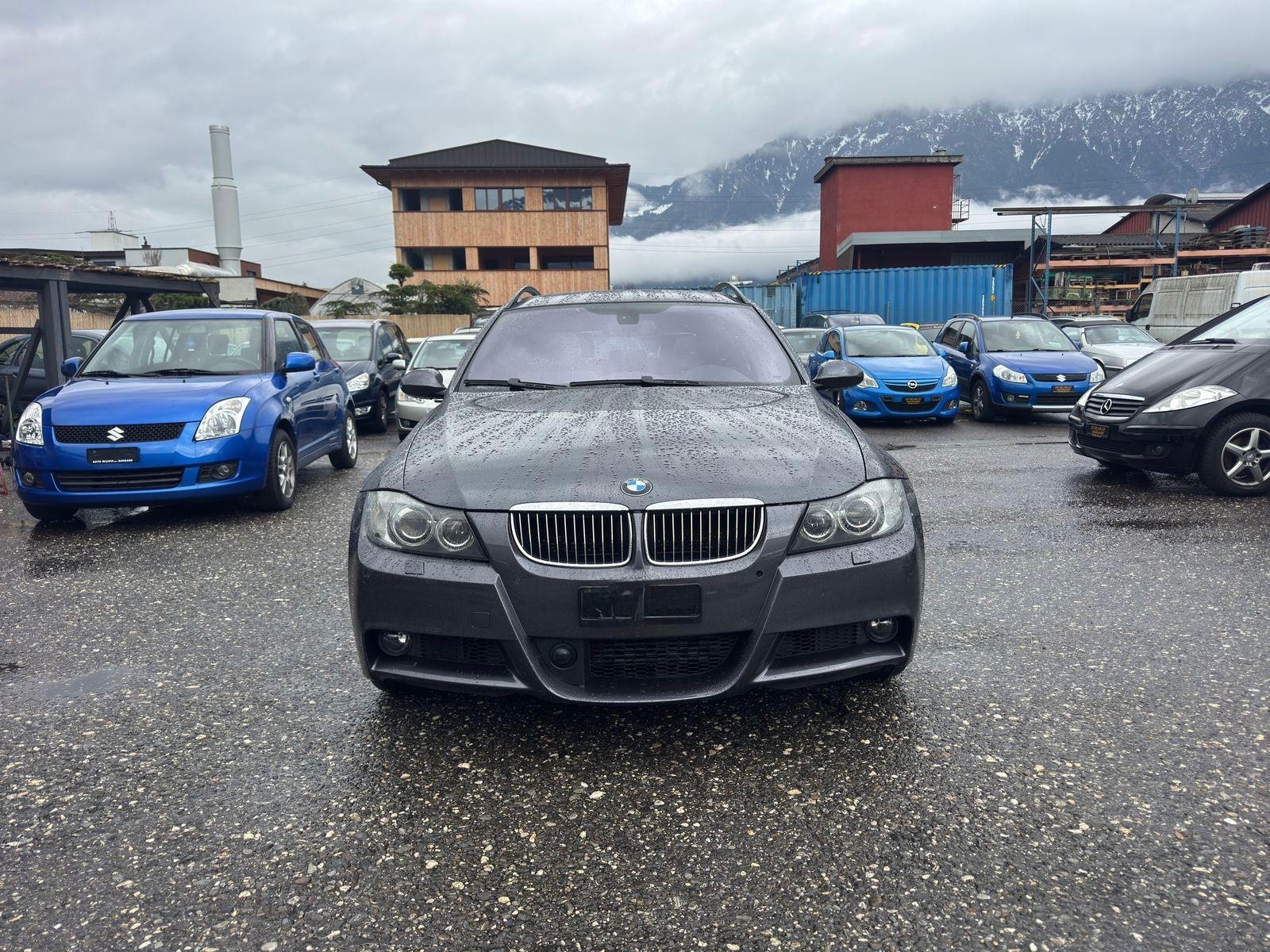 BMW 330xd Touring-image-0